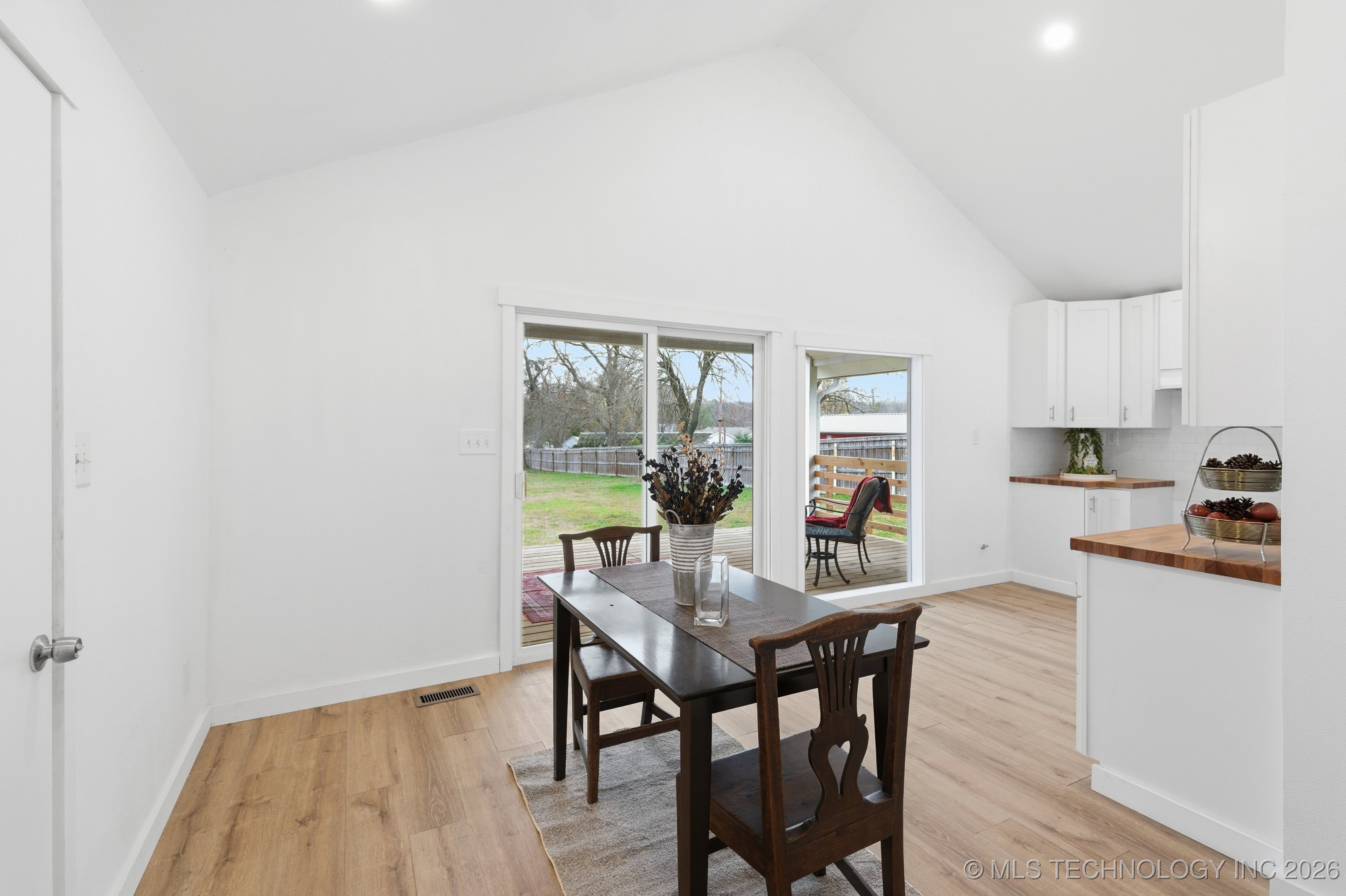 5924 W 31st Street Property Photo 16