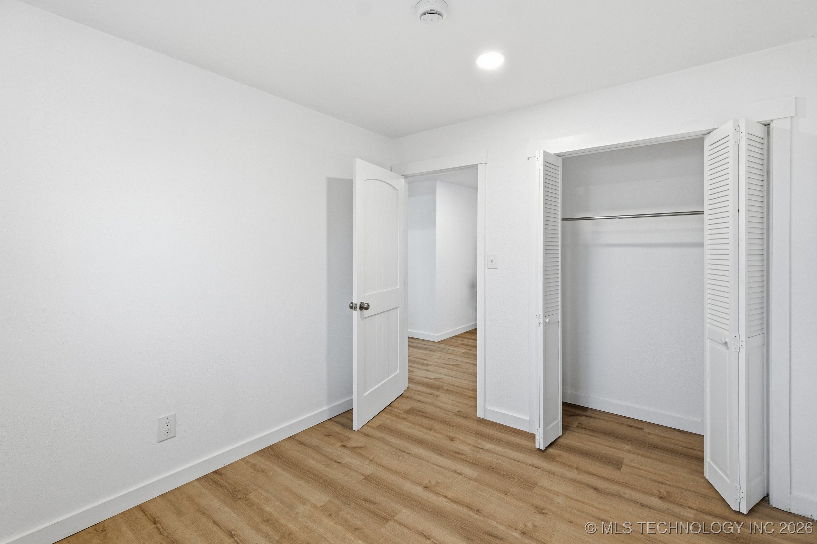 5924 W 31st Street Property Photo 21