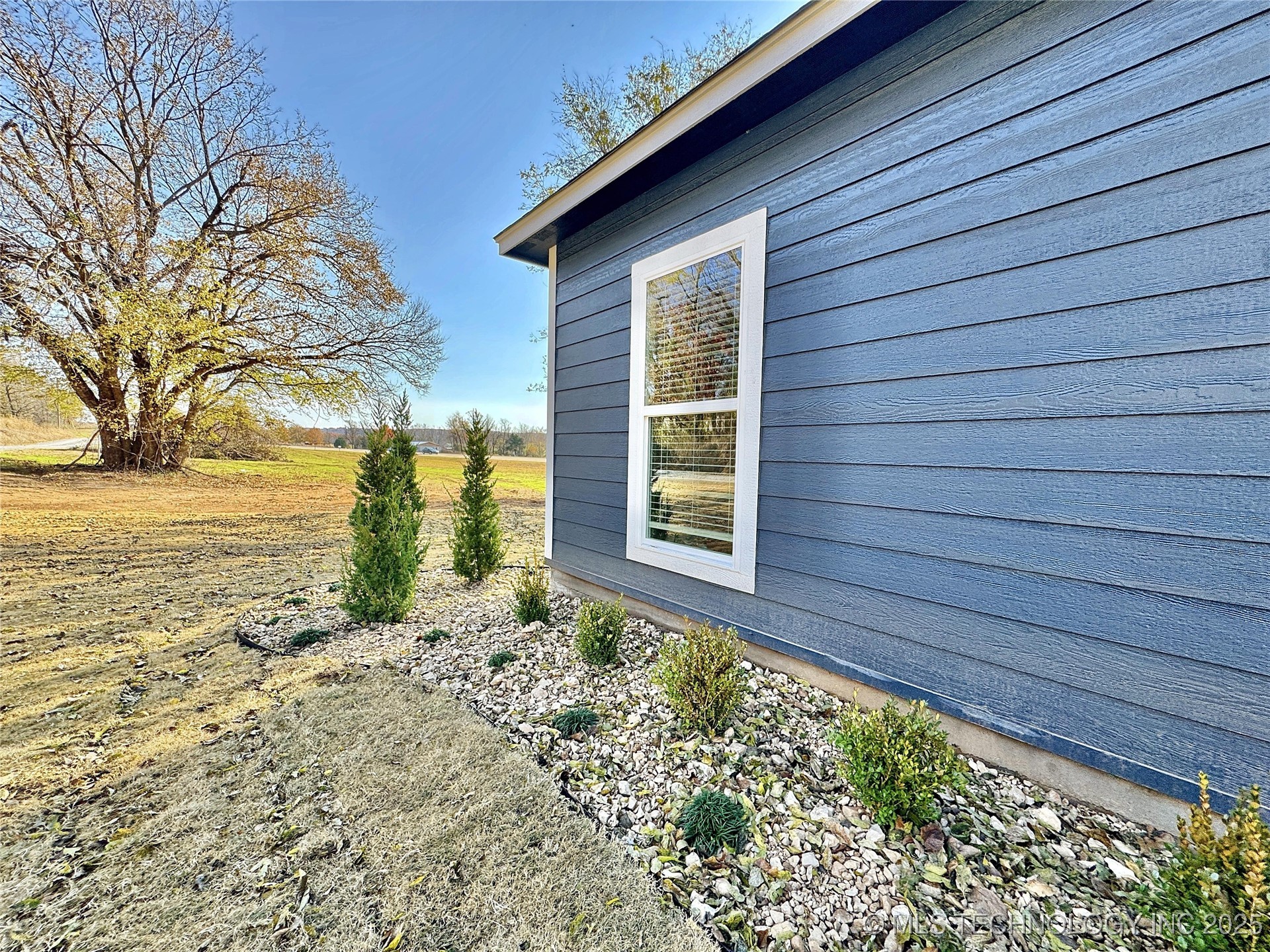 11825 W 838 Road Property Photo 4