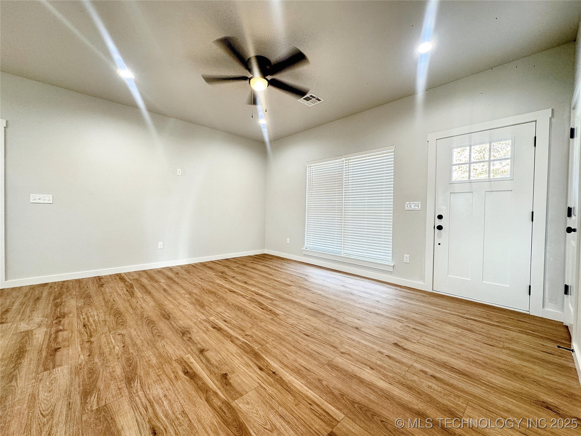 11825 W 838 Road Property Photo 5