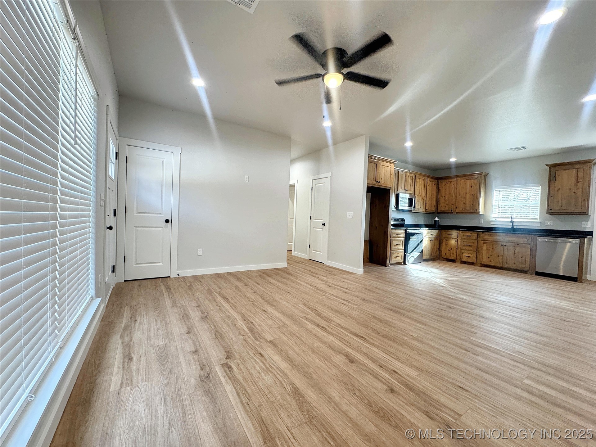 11825 W 838 Road Property Photo 9