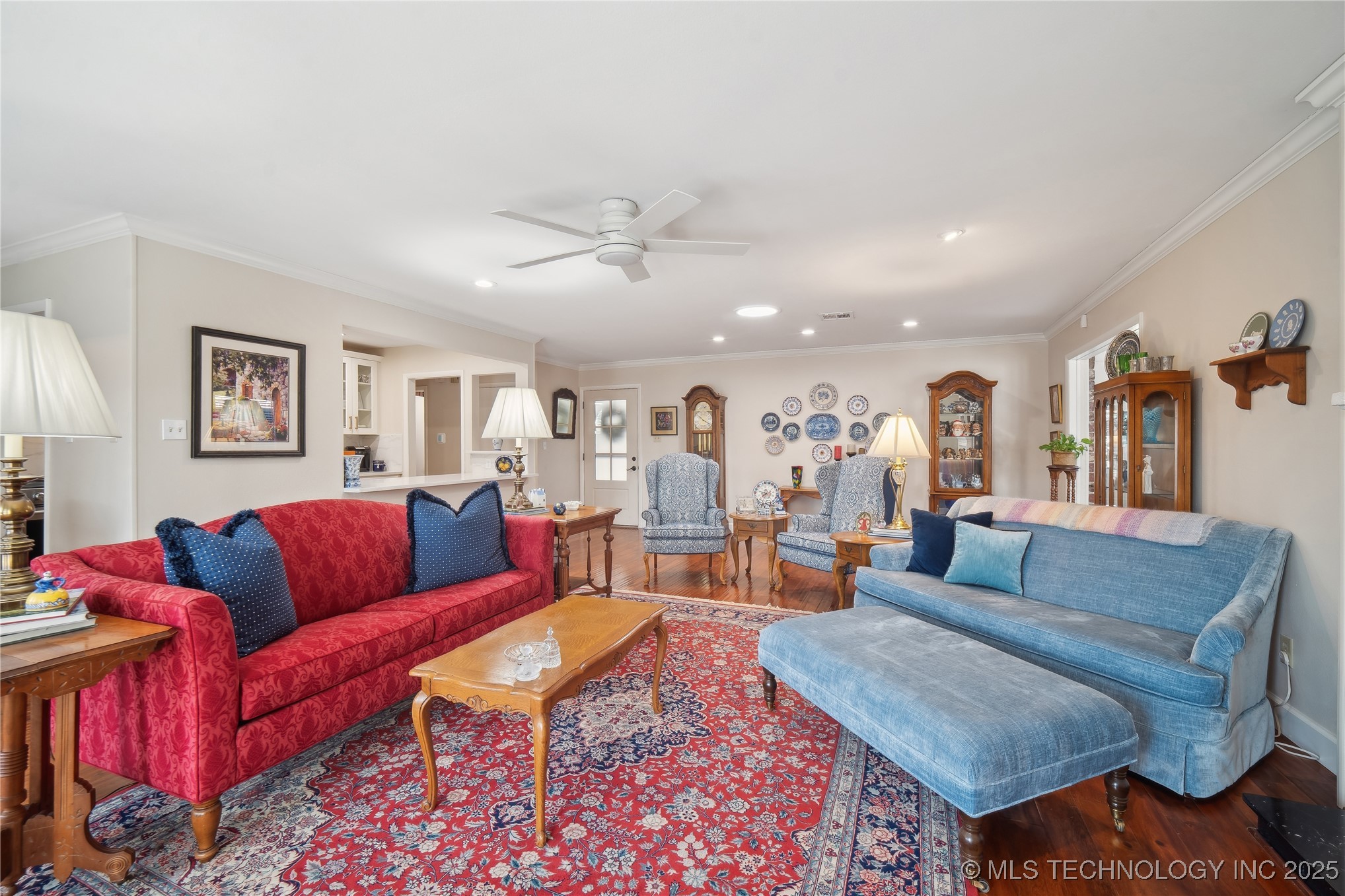 5206 Harvard Avenue 111 Property Photo 6