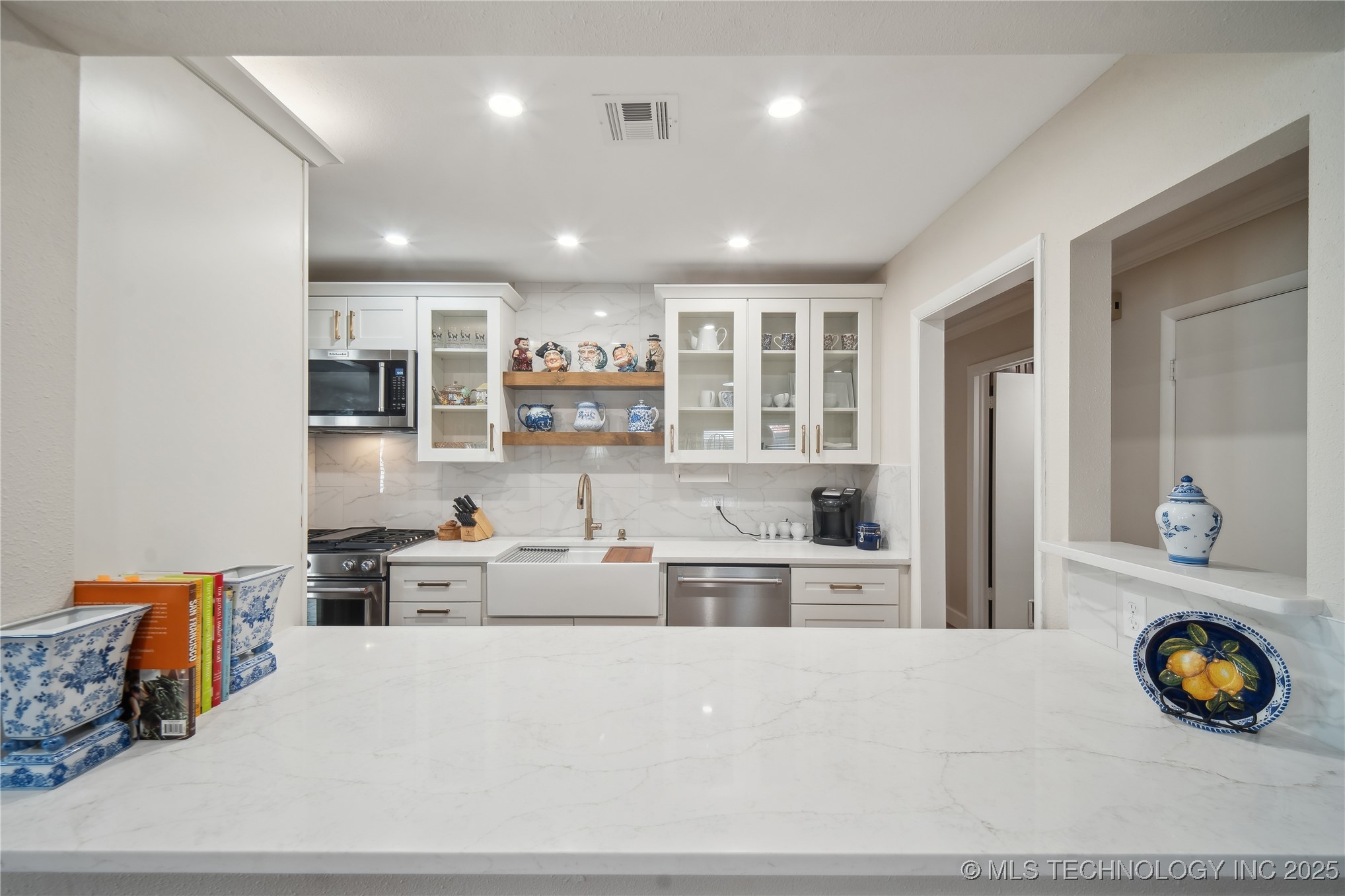 5206 Harvard Avenue 111 Property Photo 7