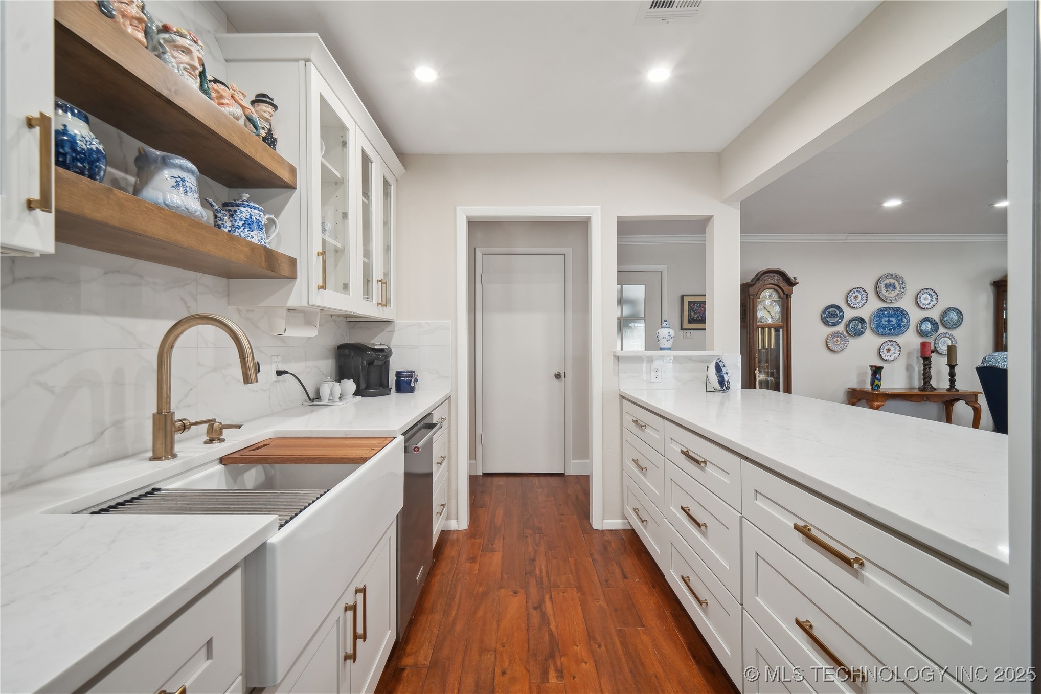 5206 Harvard Avenue 111 Property Photo 14