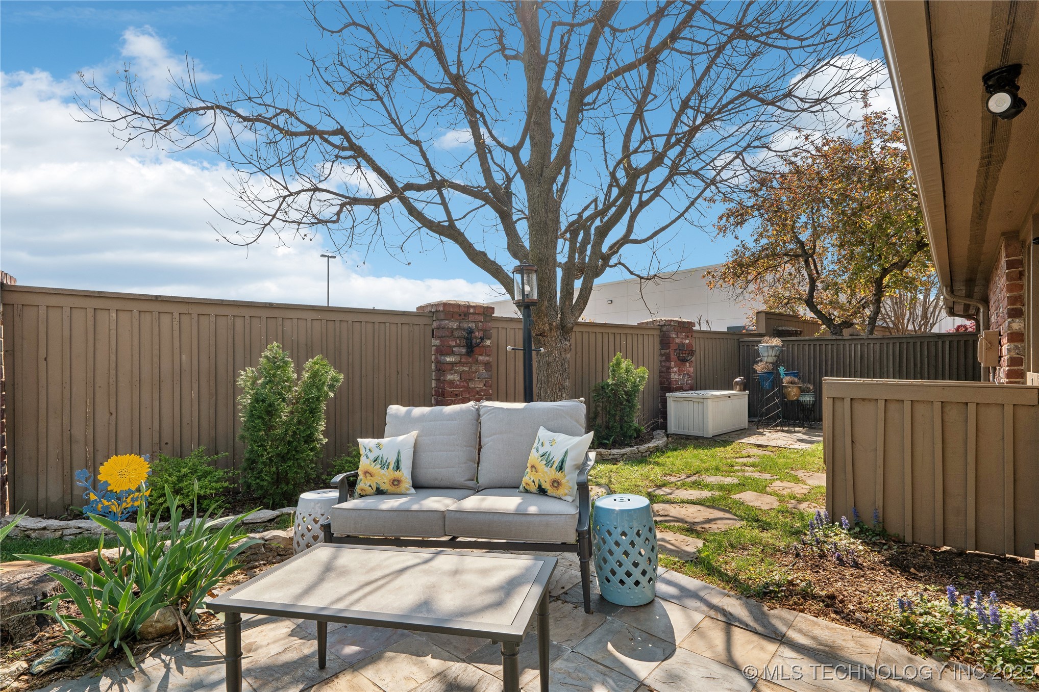 5206 Harvard Avenue 111 Property Photo 26