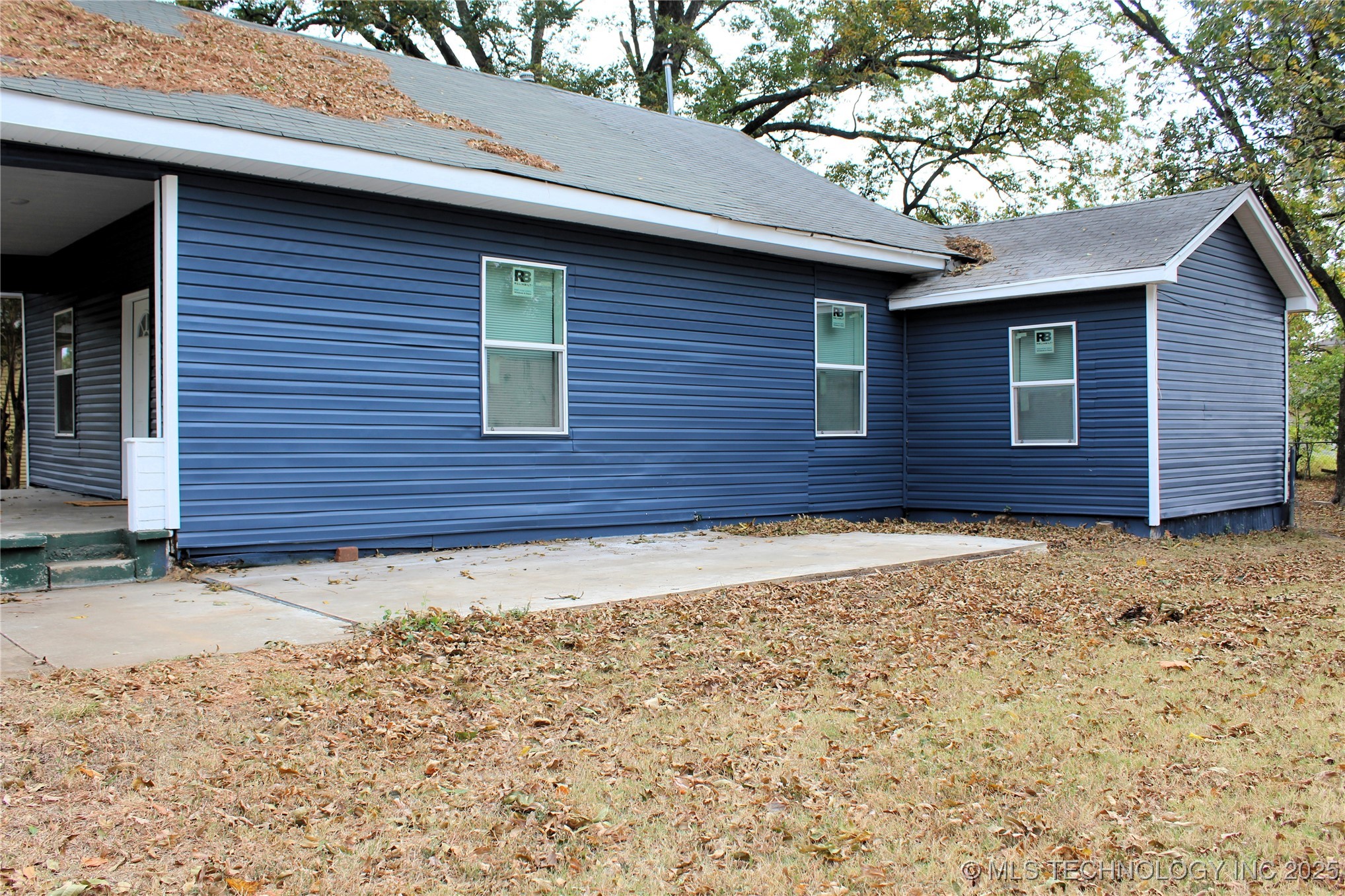 905 W Beech Property Photo 4