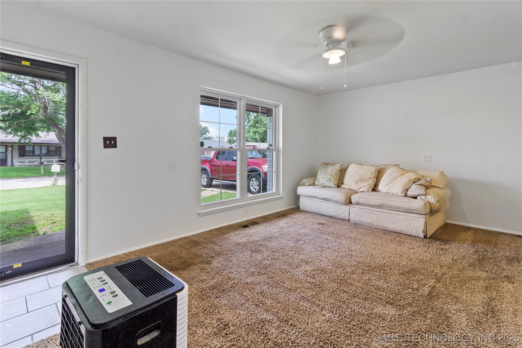 47 S 204th East Avenue Property Photo 4