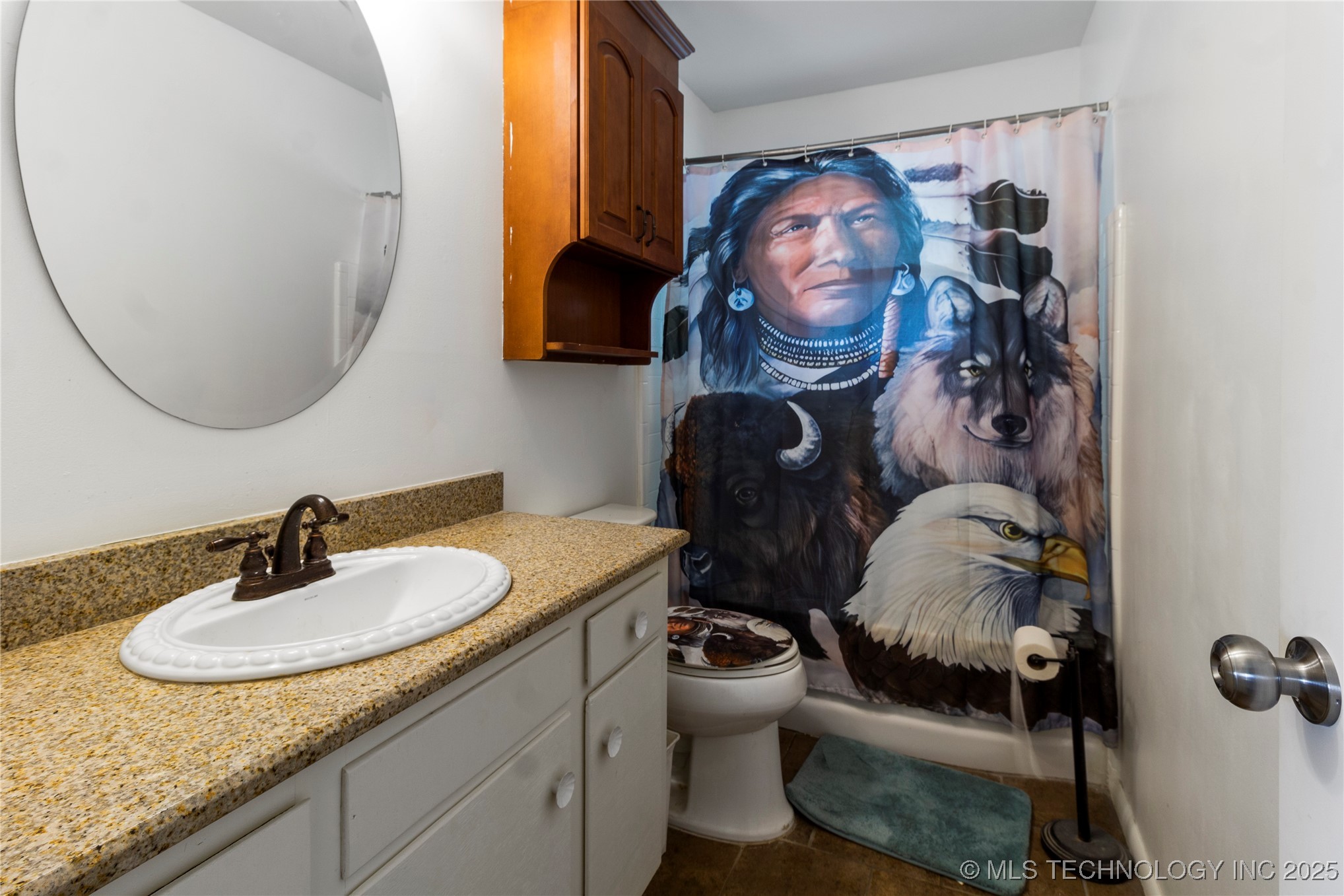 47 S 204th East Avenue Property Photo 9