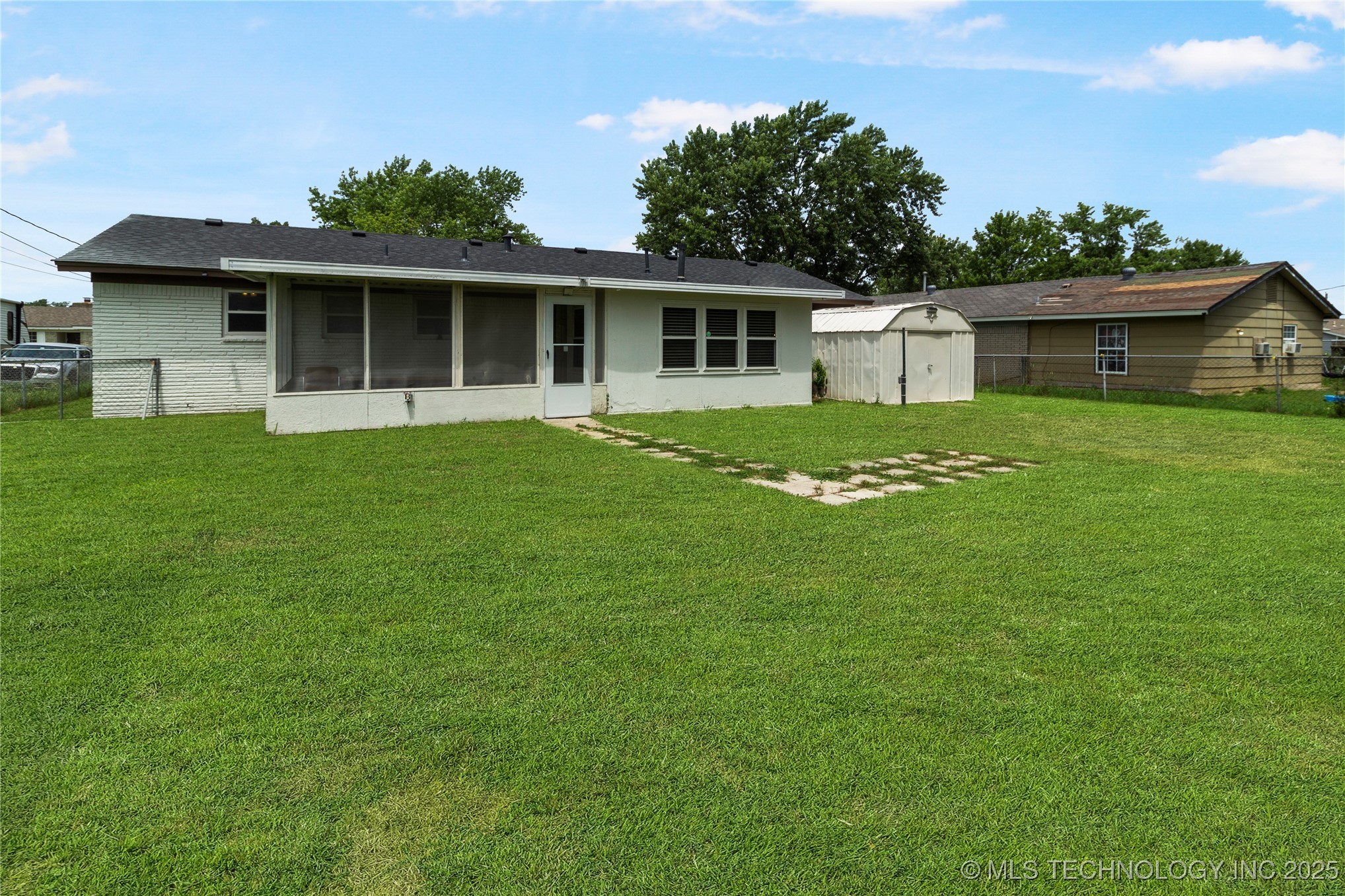47 S 204th East Avenue Property Photo 15