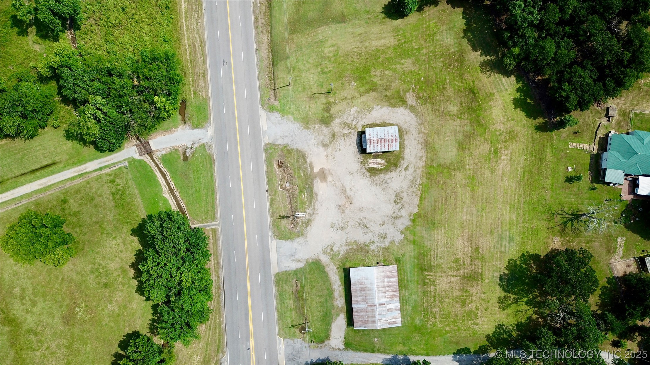 S Us Hwy 69 Highway Property Photo 16