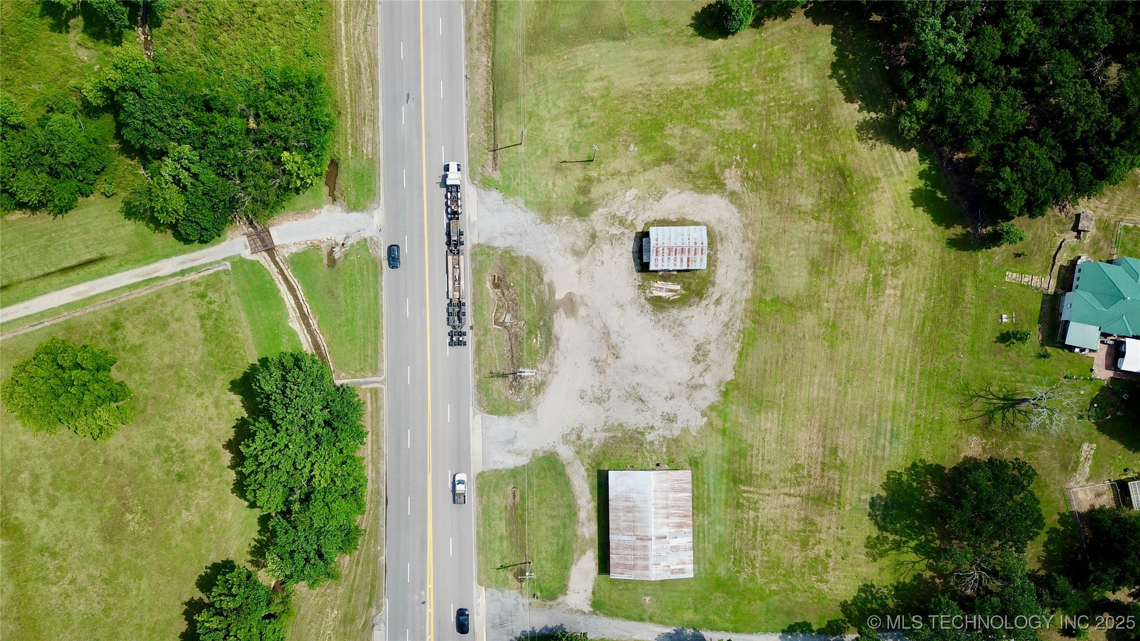 S Us Hwy 69 Highway Property Photo 17