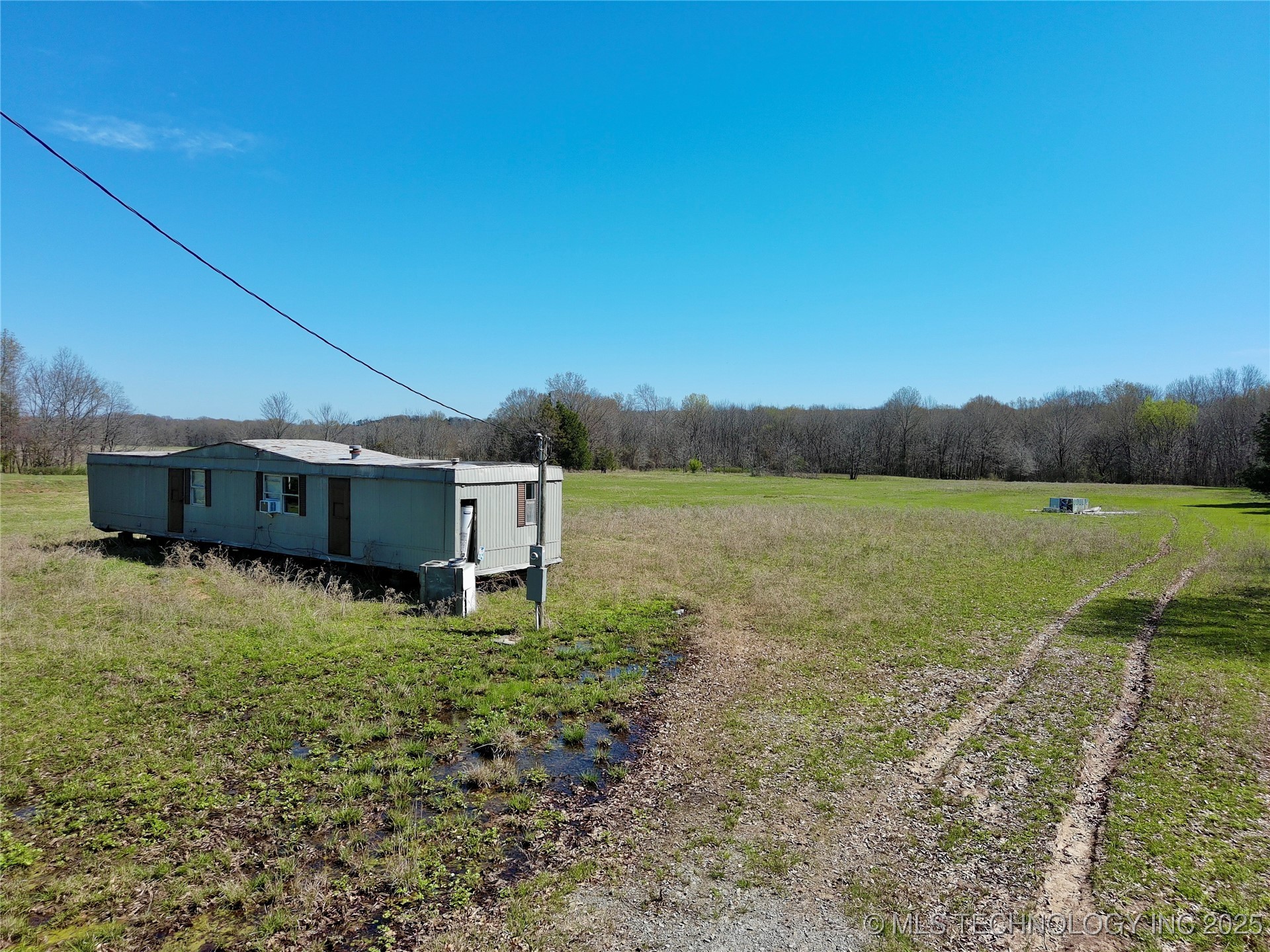 40013 E County Road 1280 Property Photo 8