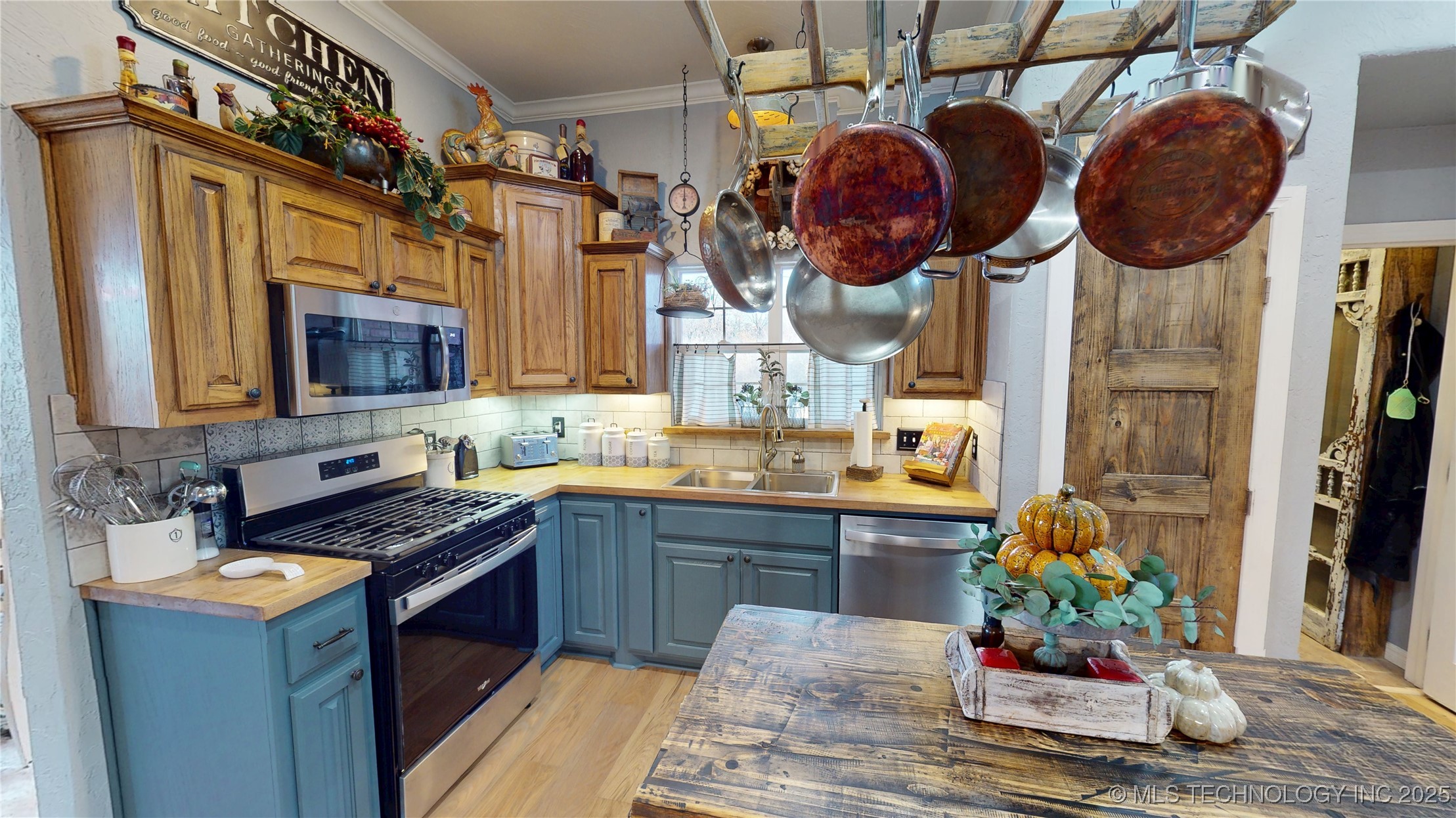 16200 County Road 3635 Property Photo 35