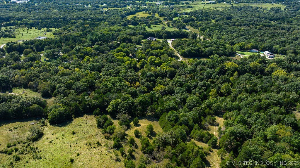 830 N Sliger Property Photo 2