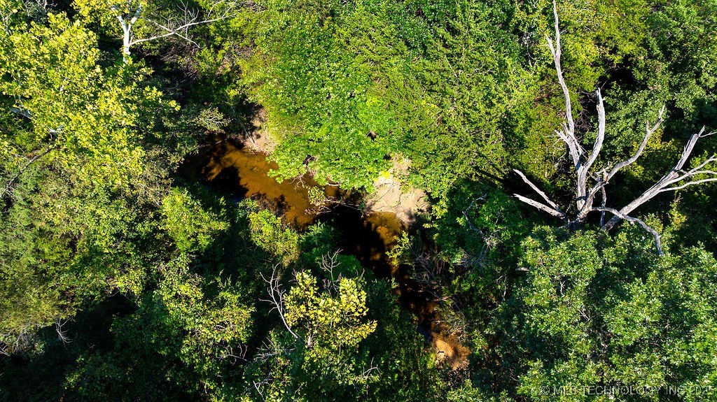 830 N Sliger Property Photo 6