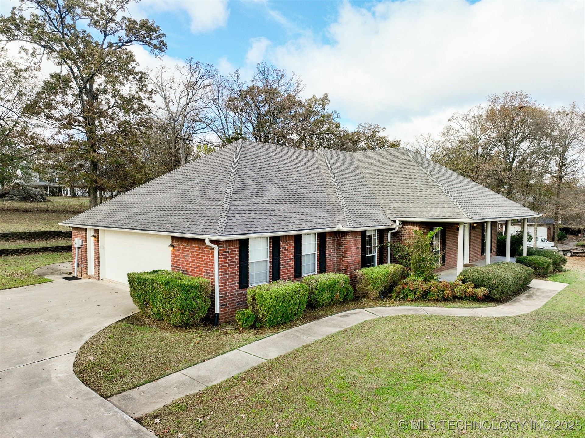 5353 Stonebriar Property Photo 2