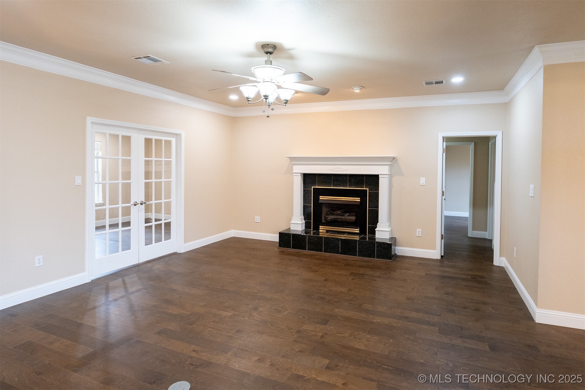 5353 Stonebriar Property Photo 8