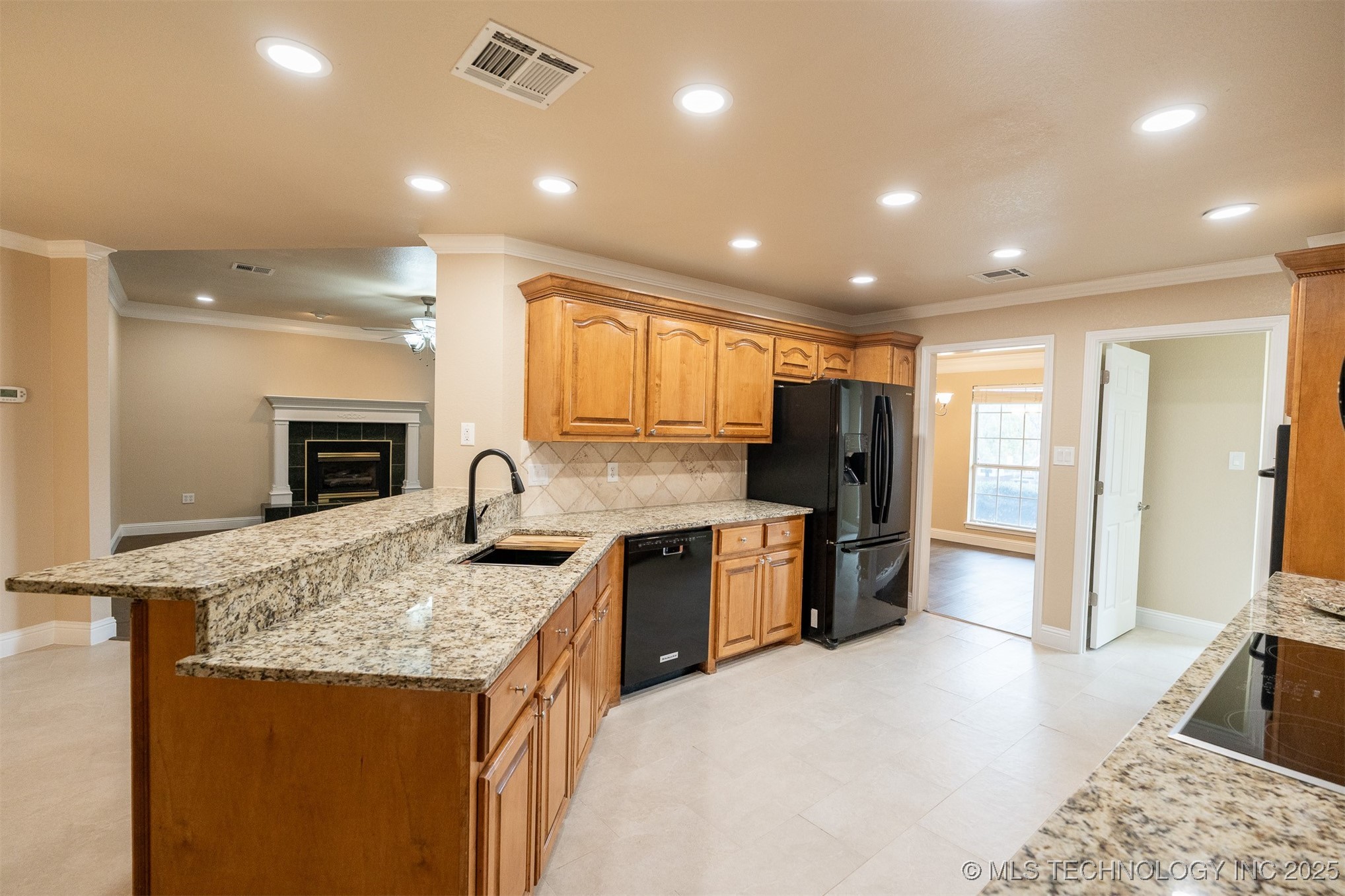 5353 Stonebriar Property Photo 11