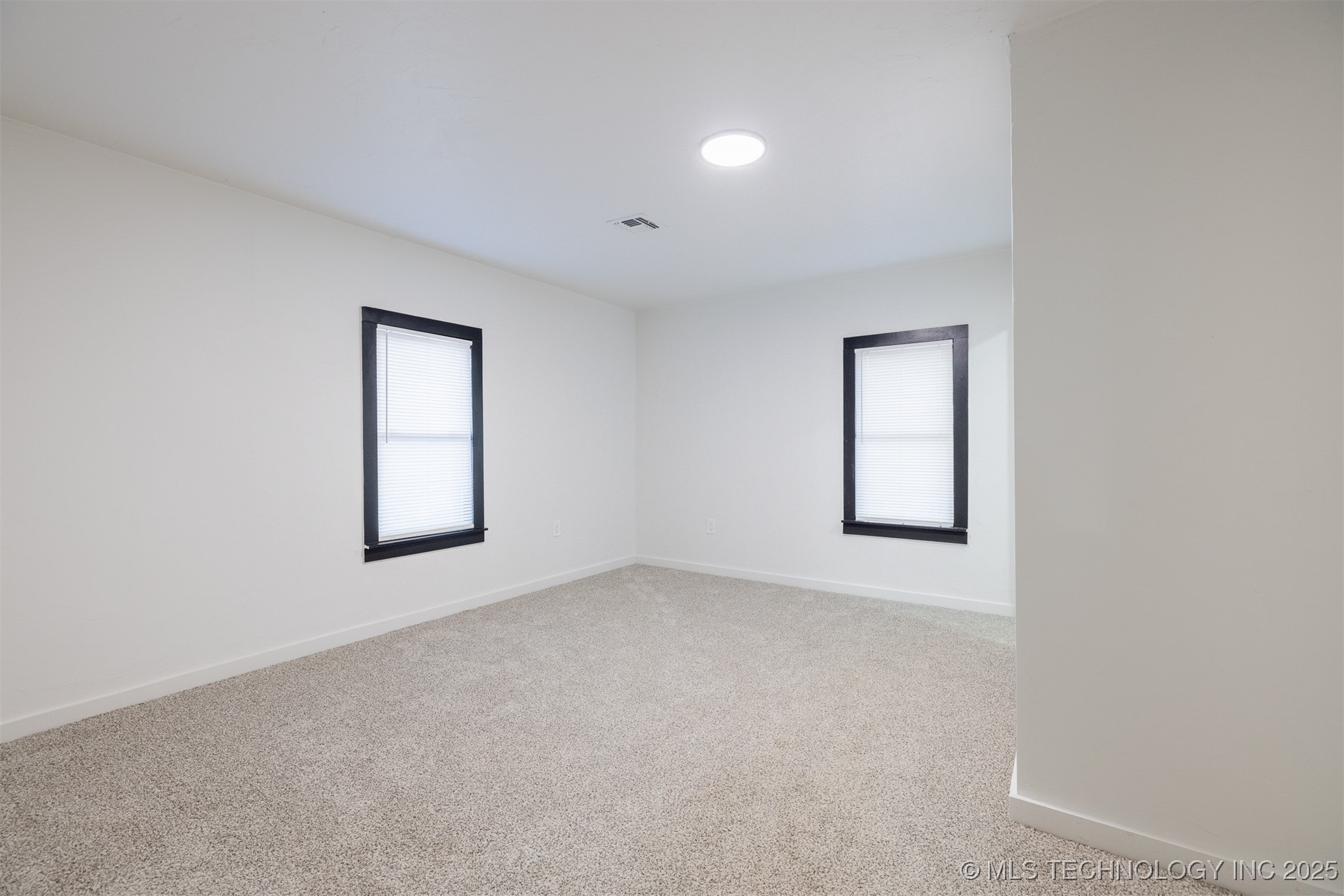 1027 E 56th Street North Property Photo 10