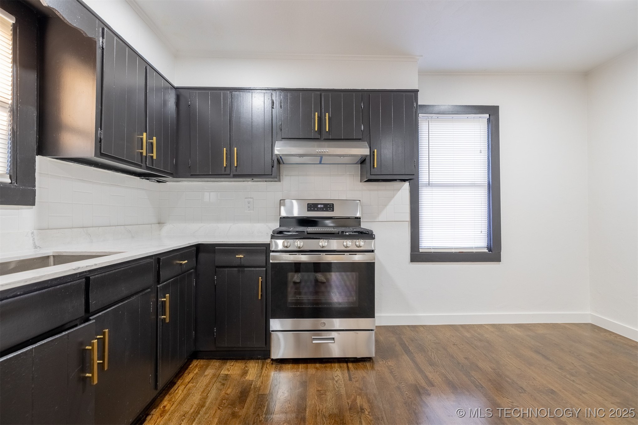 1027 E 56th Street North Property Photo 13