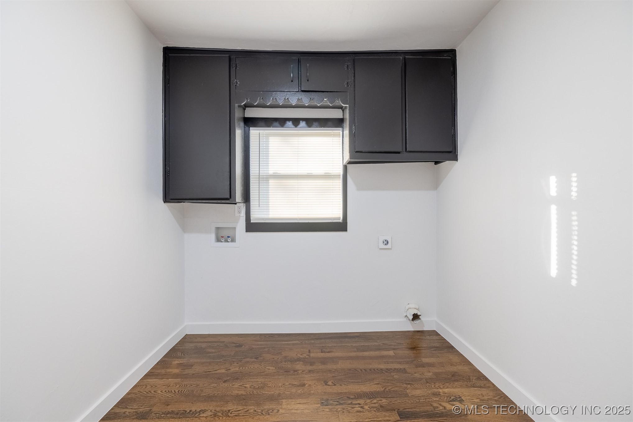 1027 E 56th Street North Property Photo 14