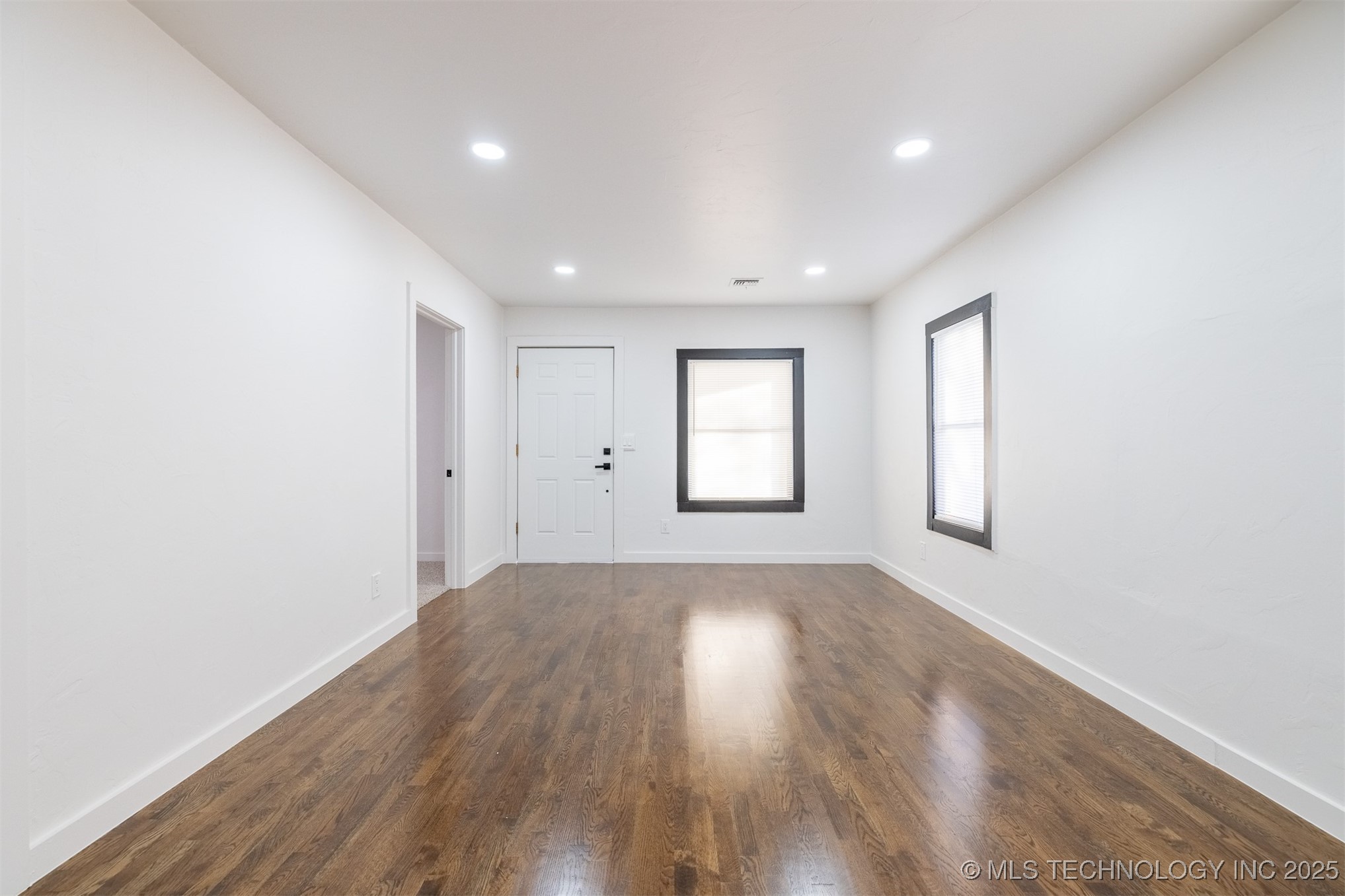 1027 E 56th Street North Property Photo 17