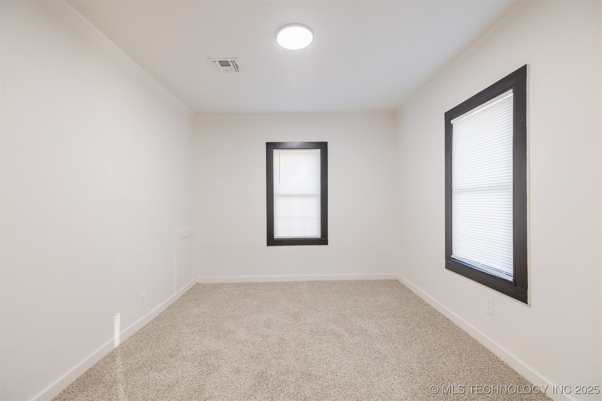 1027 E 56th Street North Property Photo 19