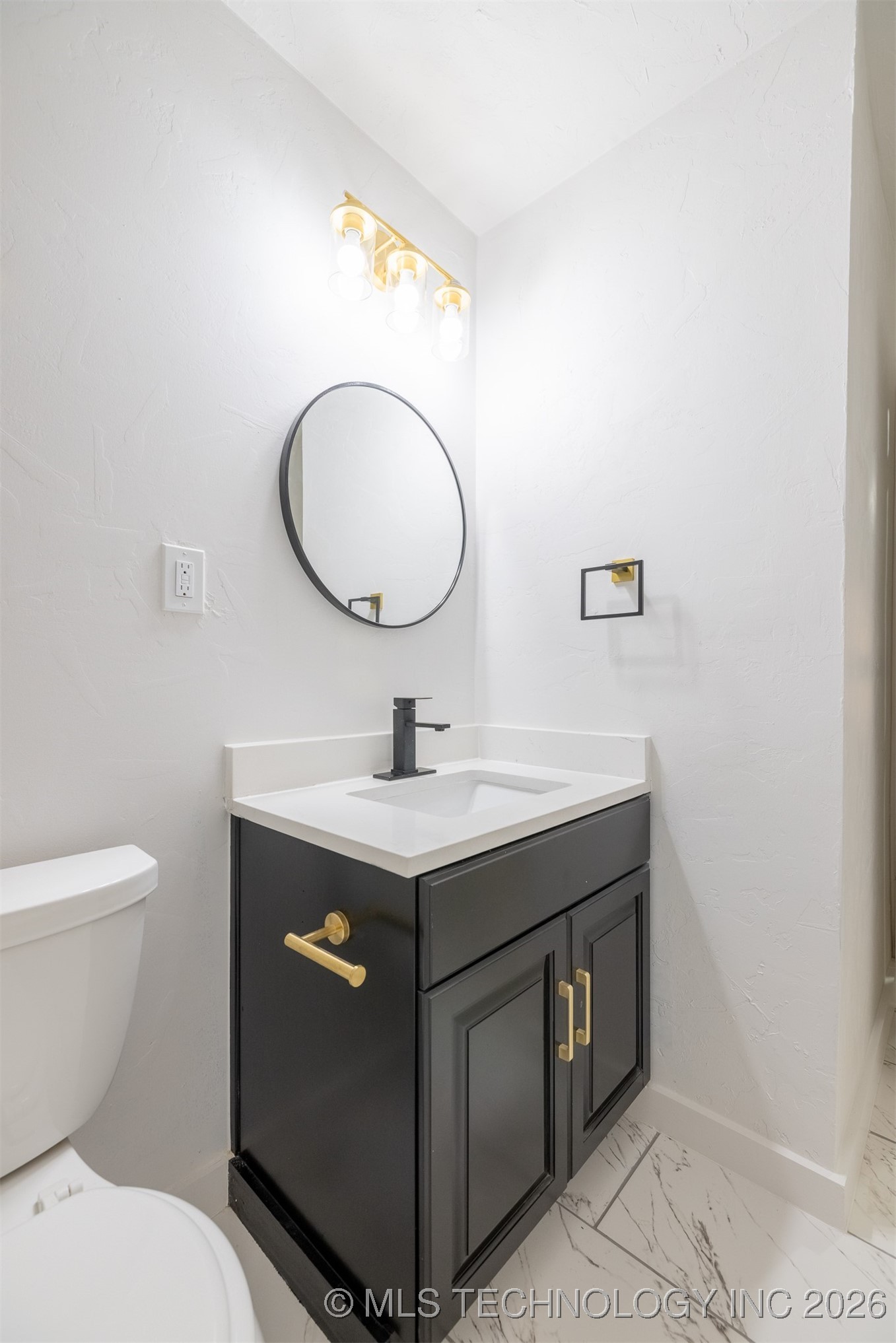 1027 E 56th Street North Property Photo 22