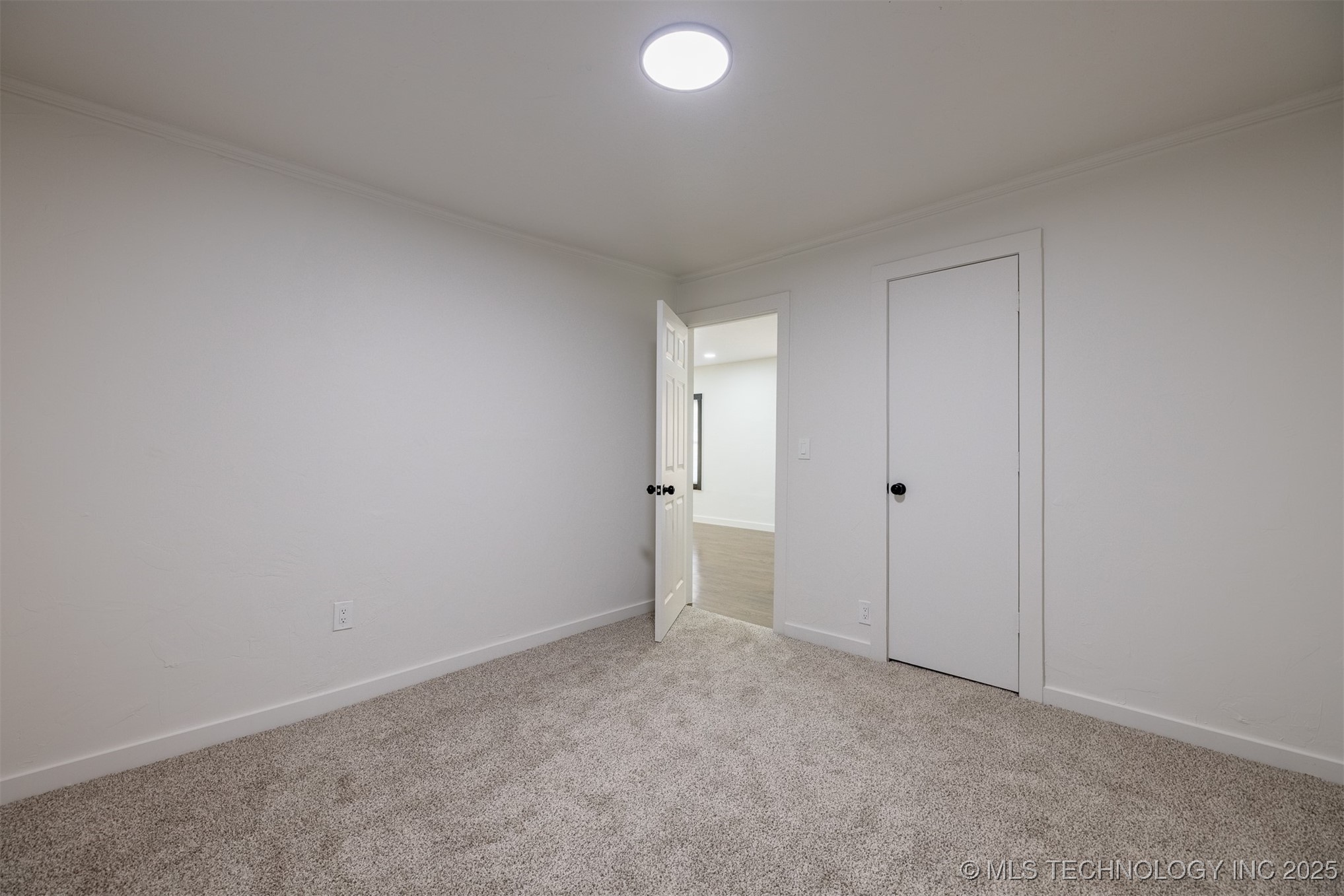 1027 E 56th Street North Property Photo 24