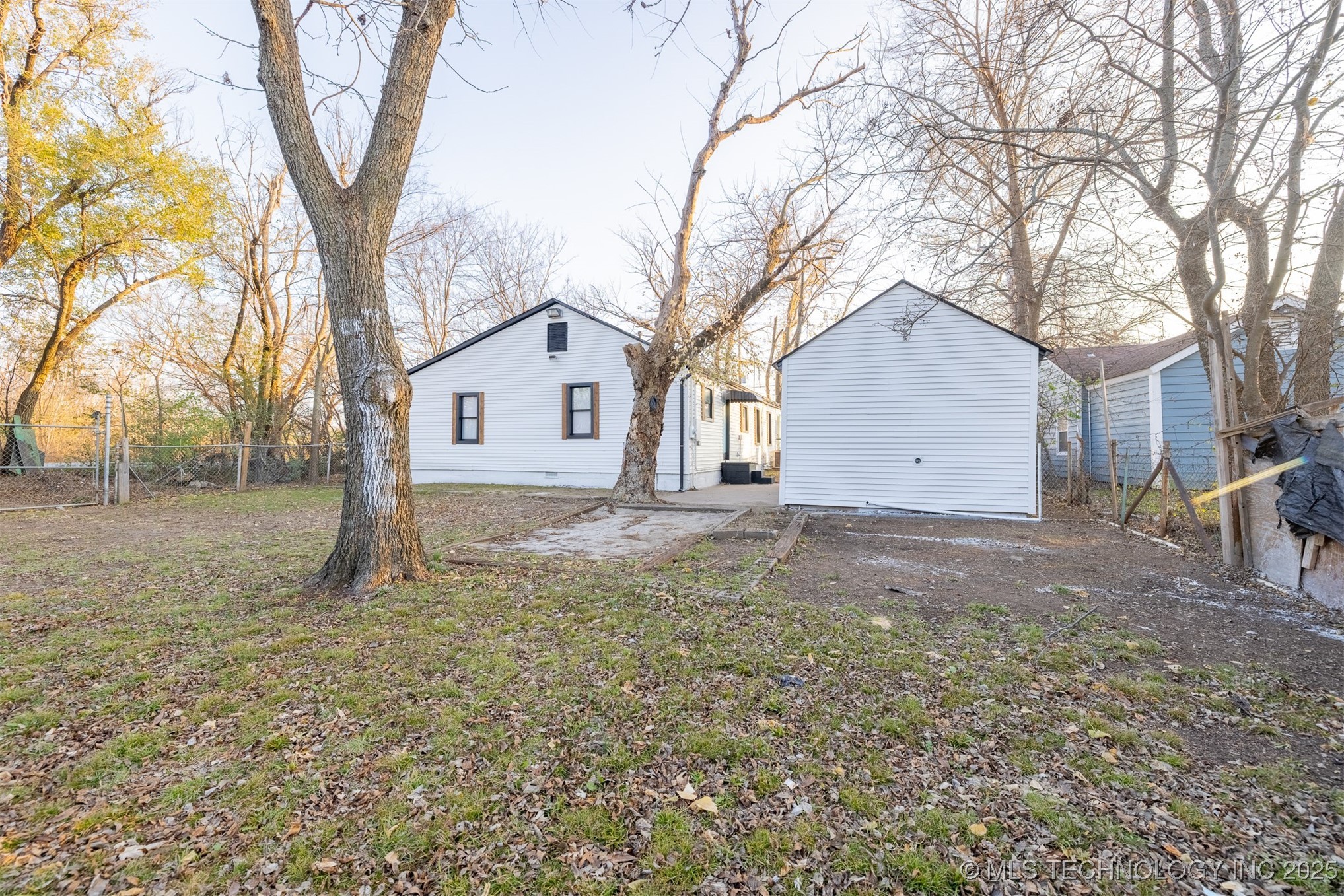 1027 E 56th Street North Property Photo 30