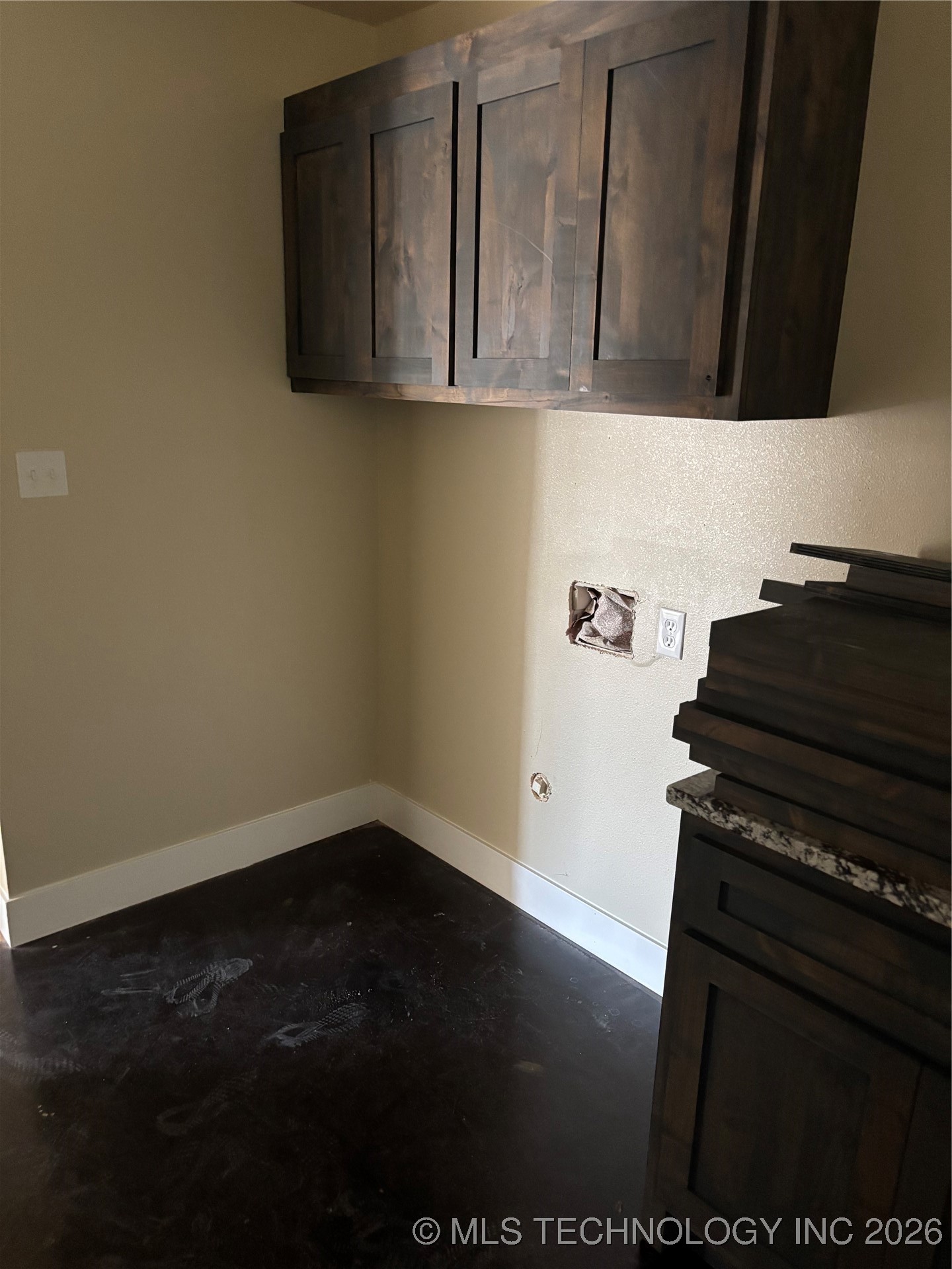 239 E 500 Road Property Photo 12