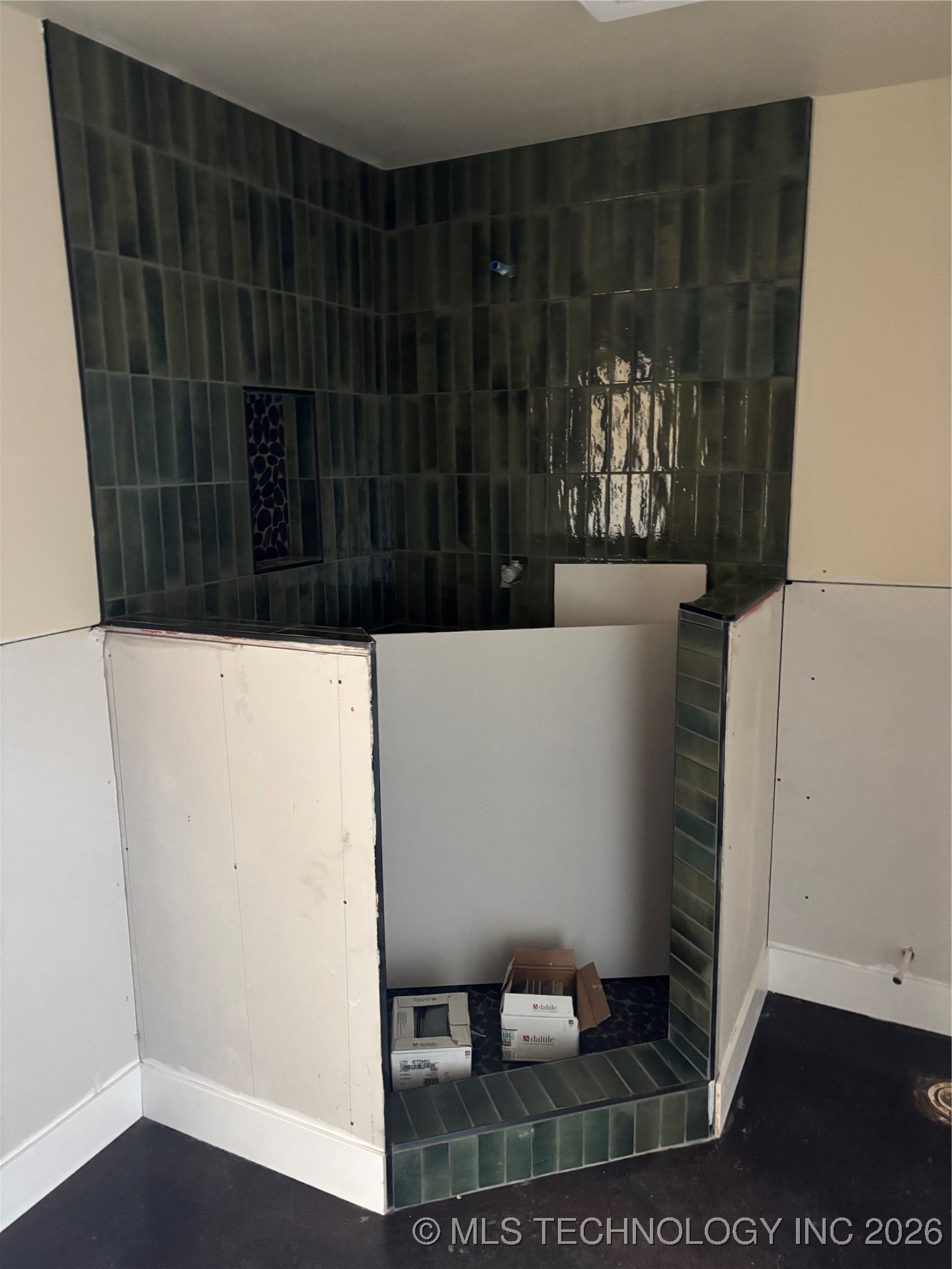 239 E 500 Road Property Photo 18