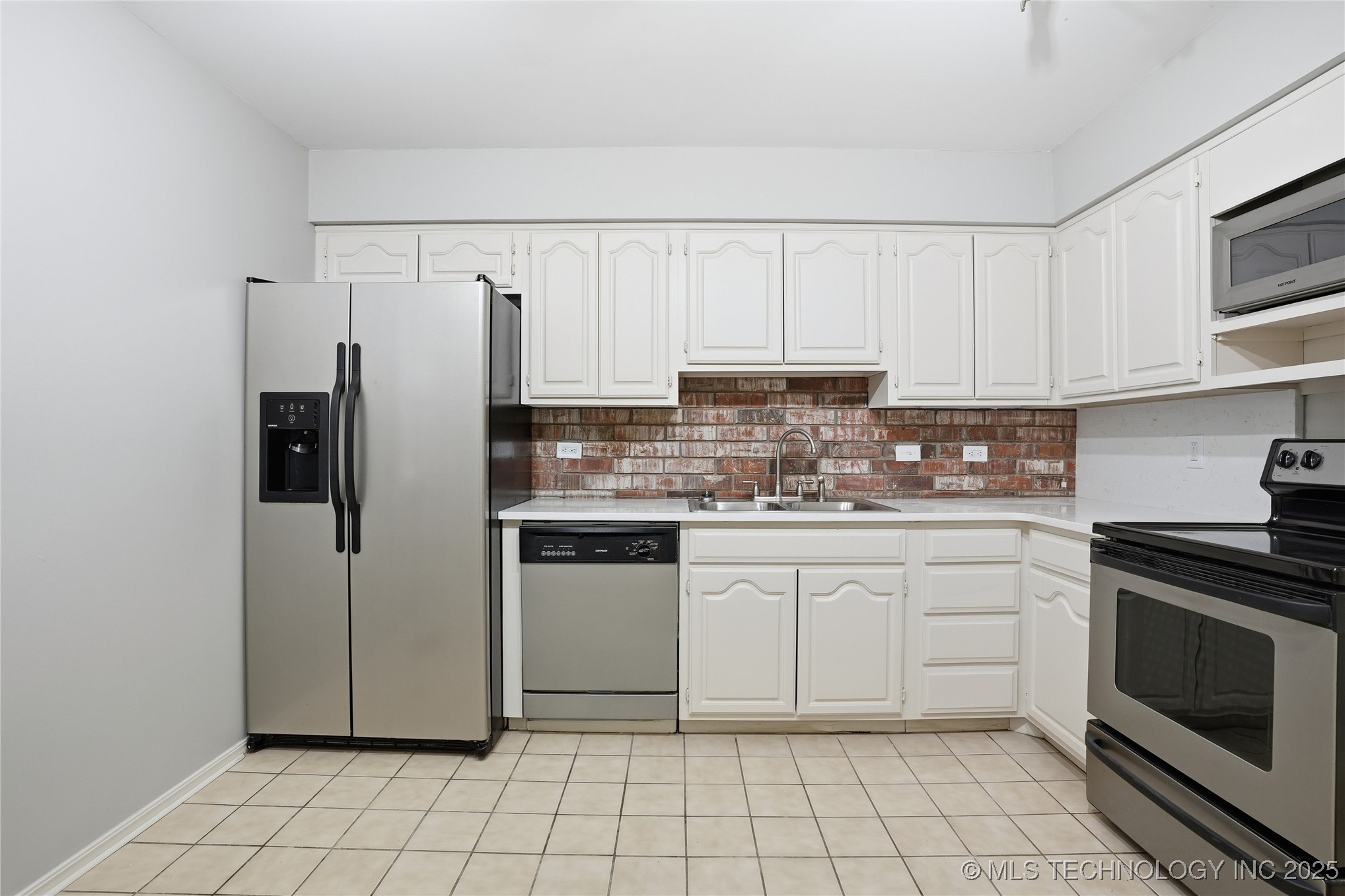 1712 S Cheyenne Avenue 3 Property Photo 6