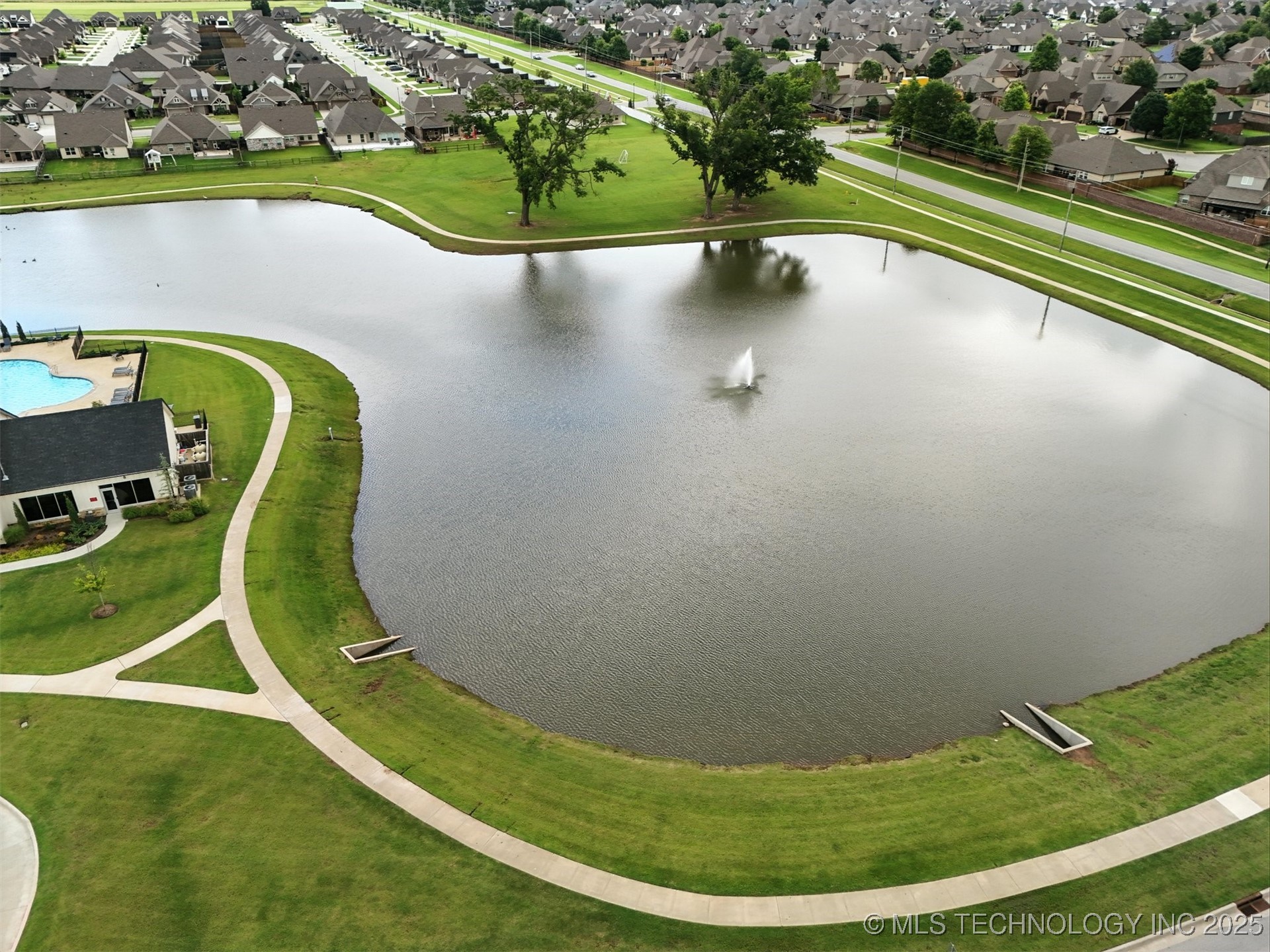 5807 E 128 Street S Property Photo 19