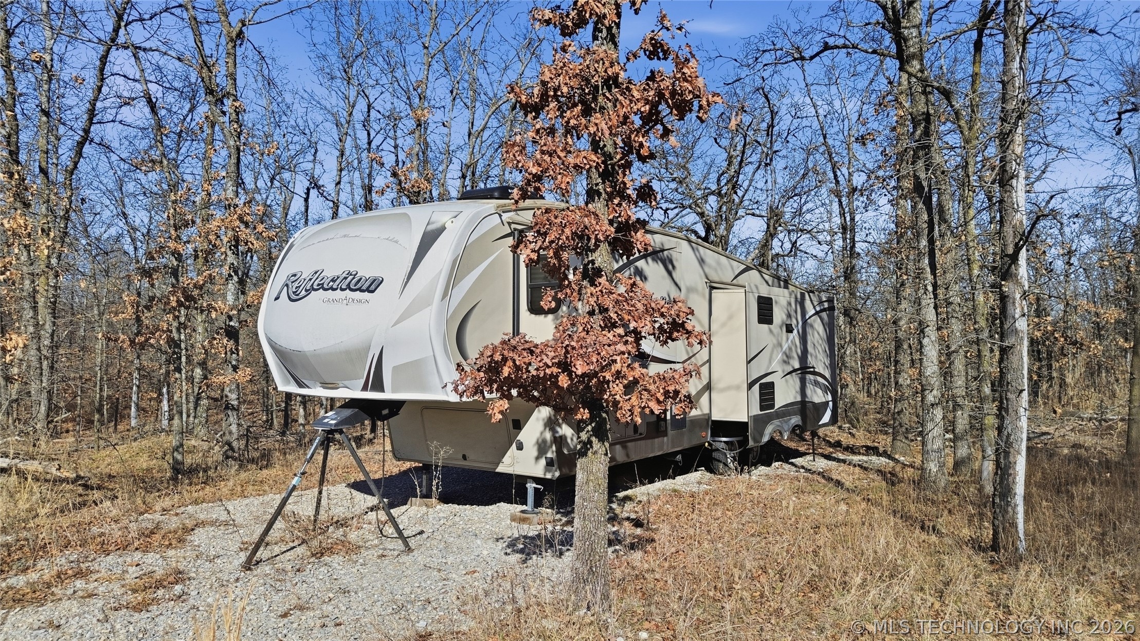 427640 E 290 Road Property Photo 8