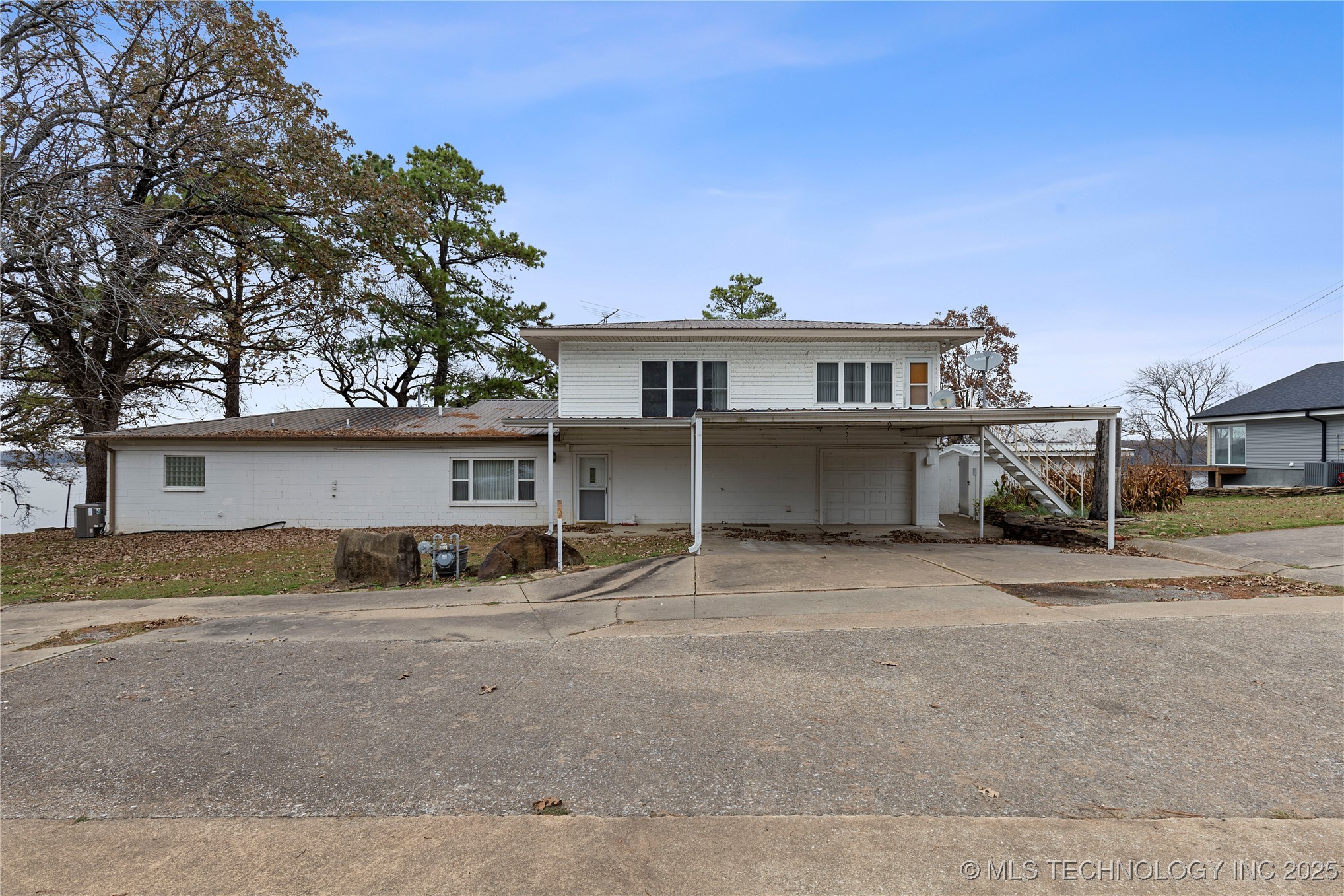 31245 E 679 Road Property Photo 3