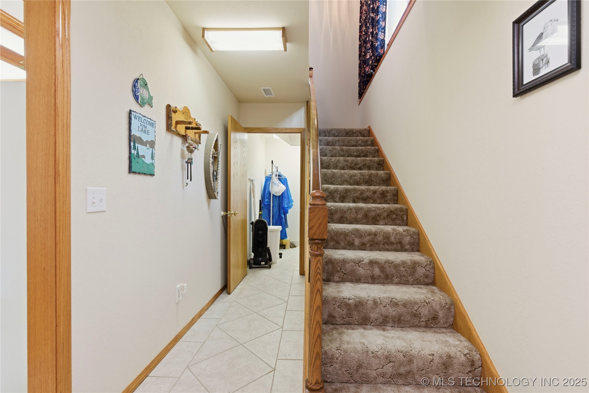 31245 E 679 Road Property Photo 32