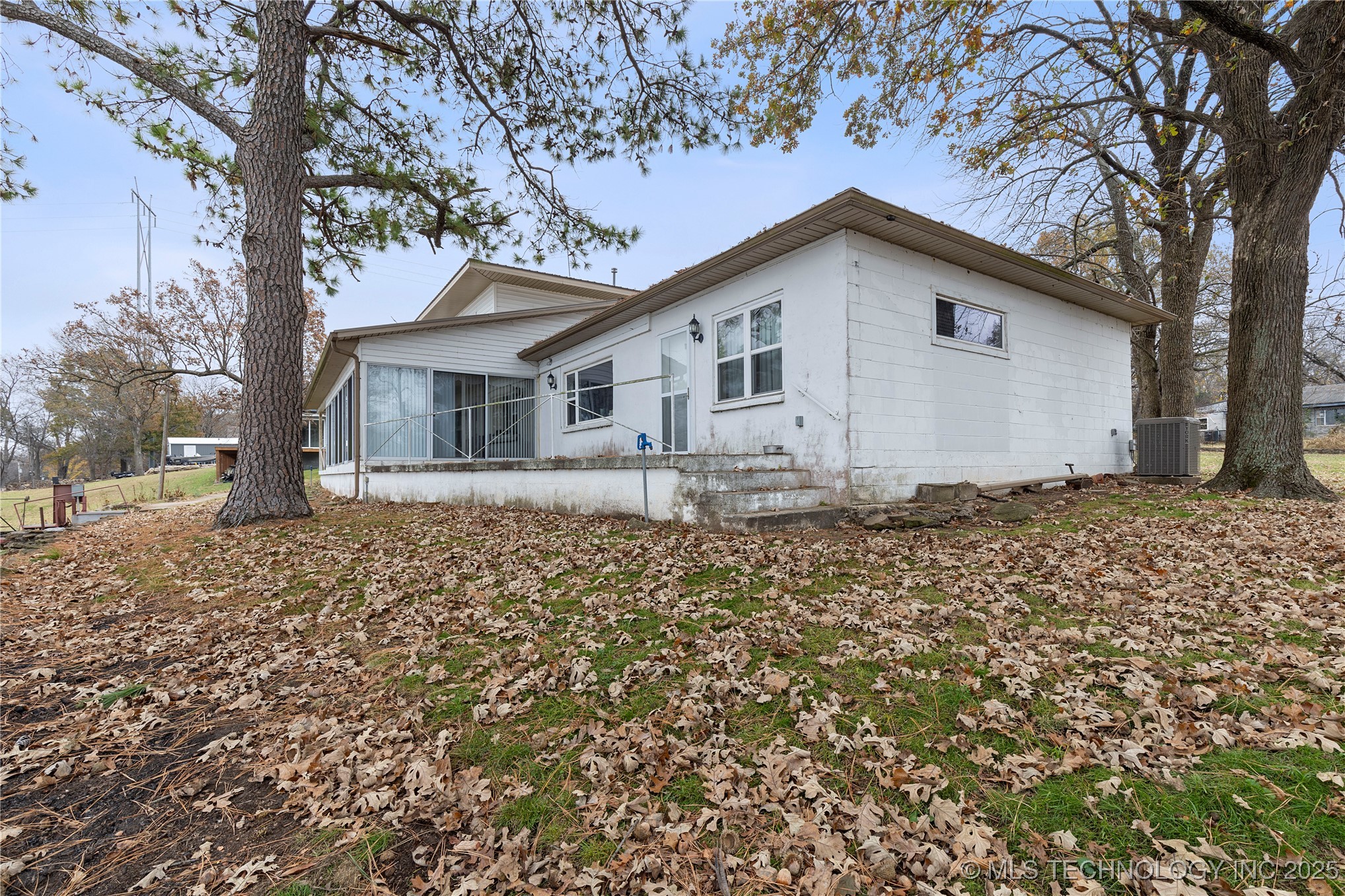 31245 E 679 Road Property Photo 45