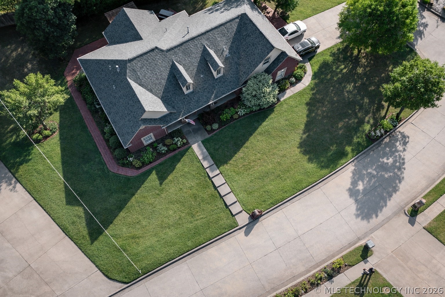 3103 Callaway Drive Property Photo 2