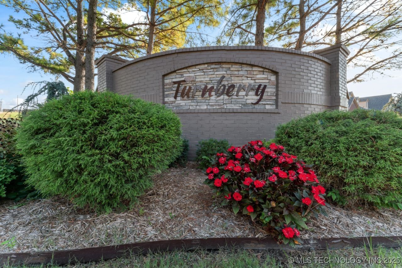 3103 Callaway Drive Property Photo 4