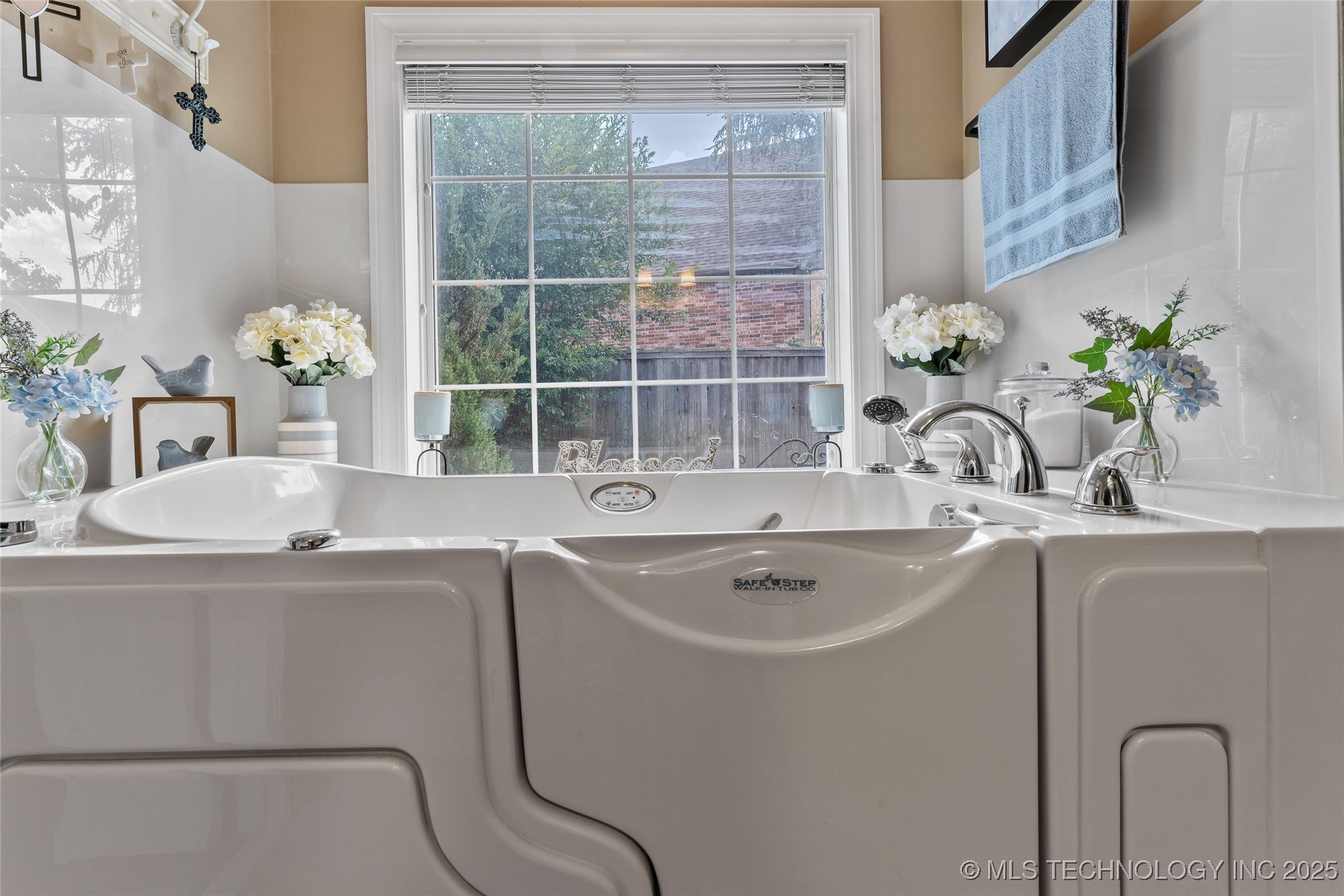 3103 Callaway Drive Property Photo 17