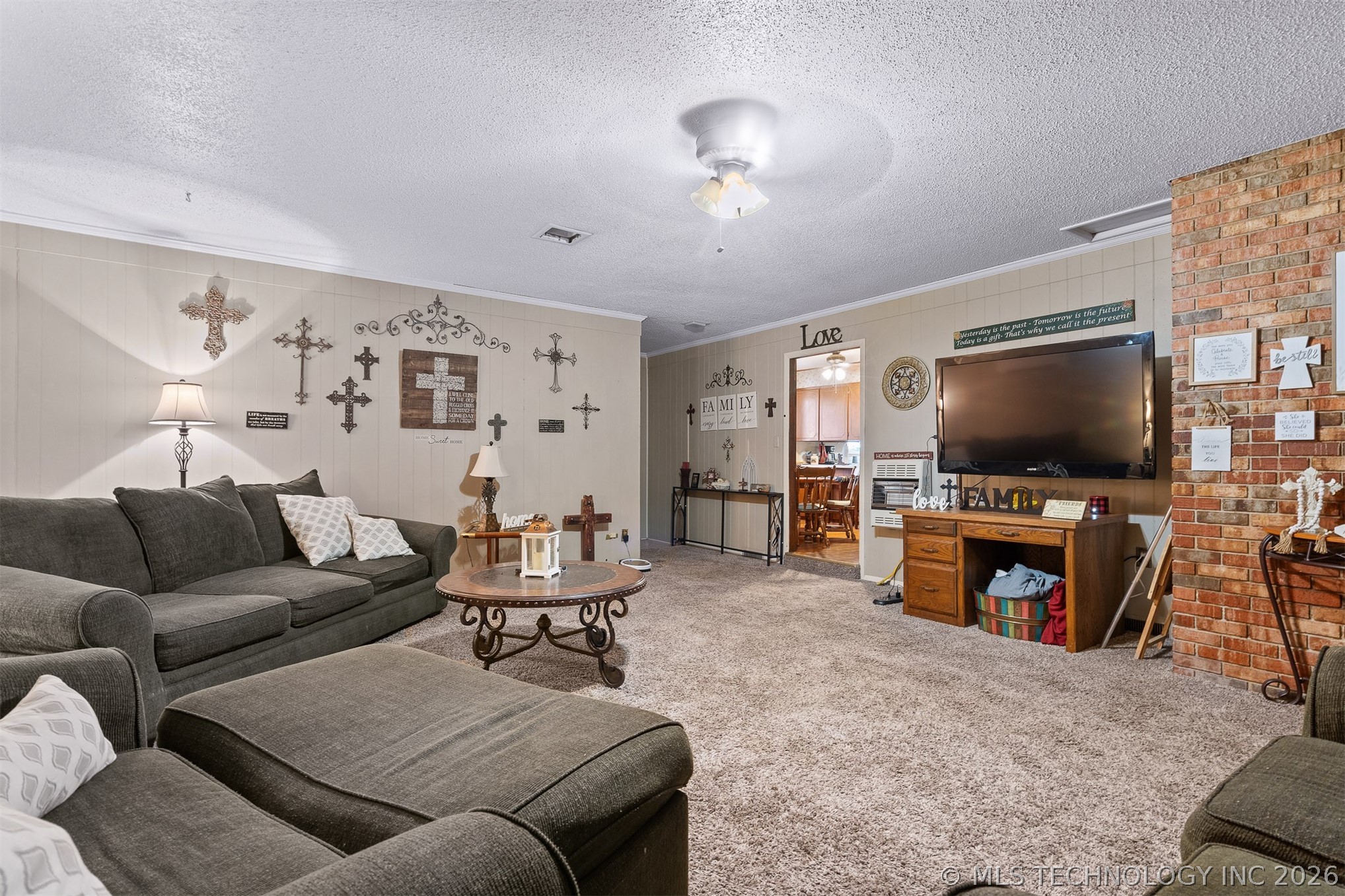 901 E 6th Street Property Photo 13