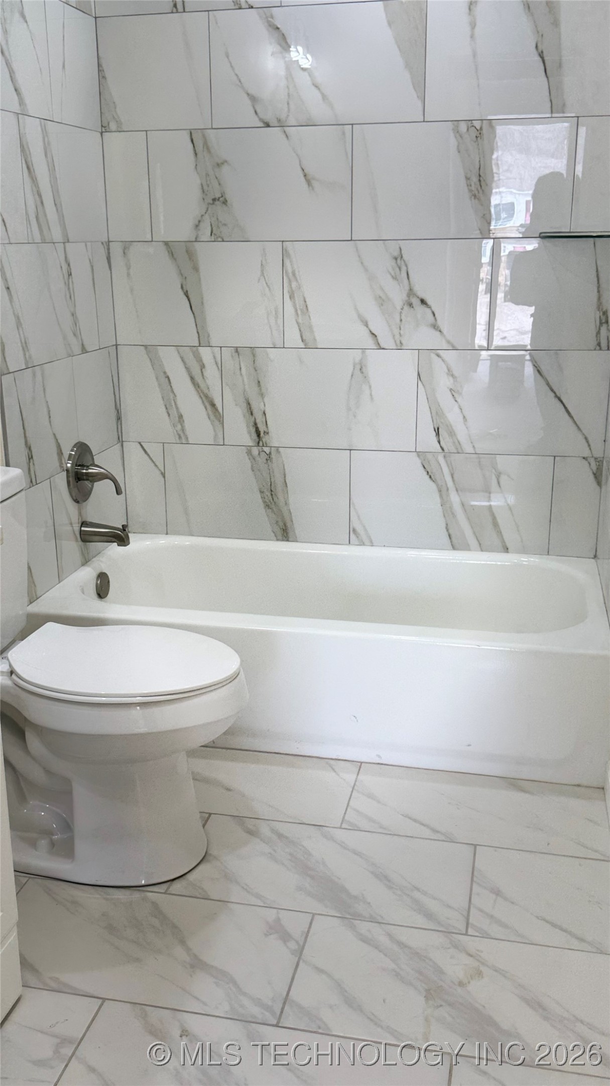 4328 N Hartford Avenue Property Photo 5