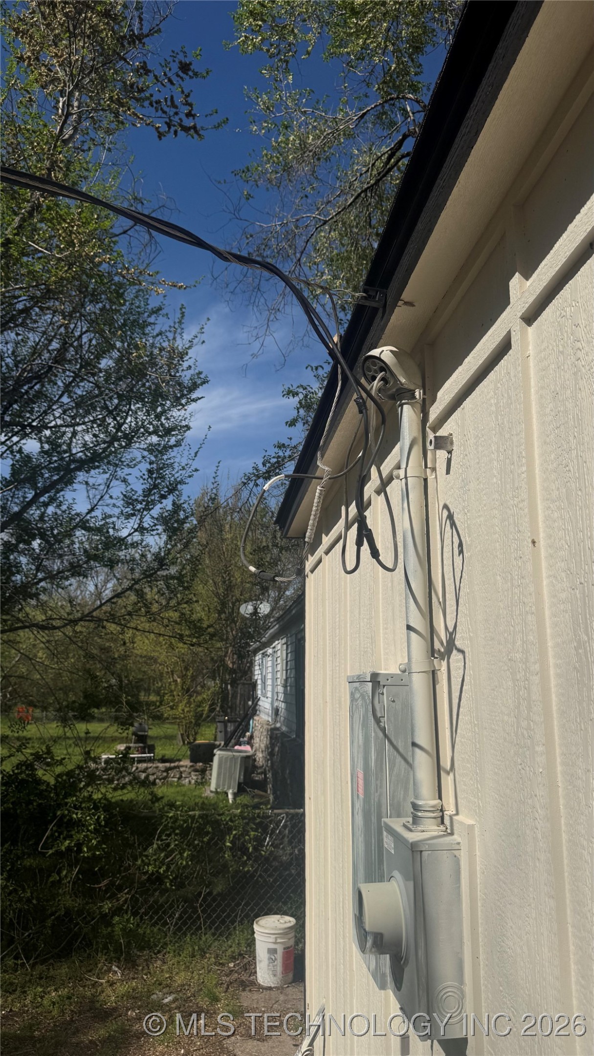 4328 N Hartford Avenue Property Photo 6