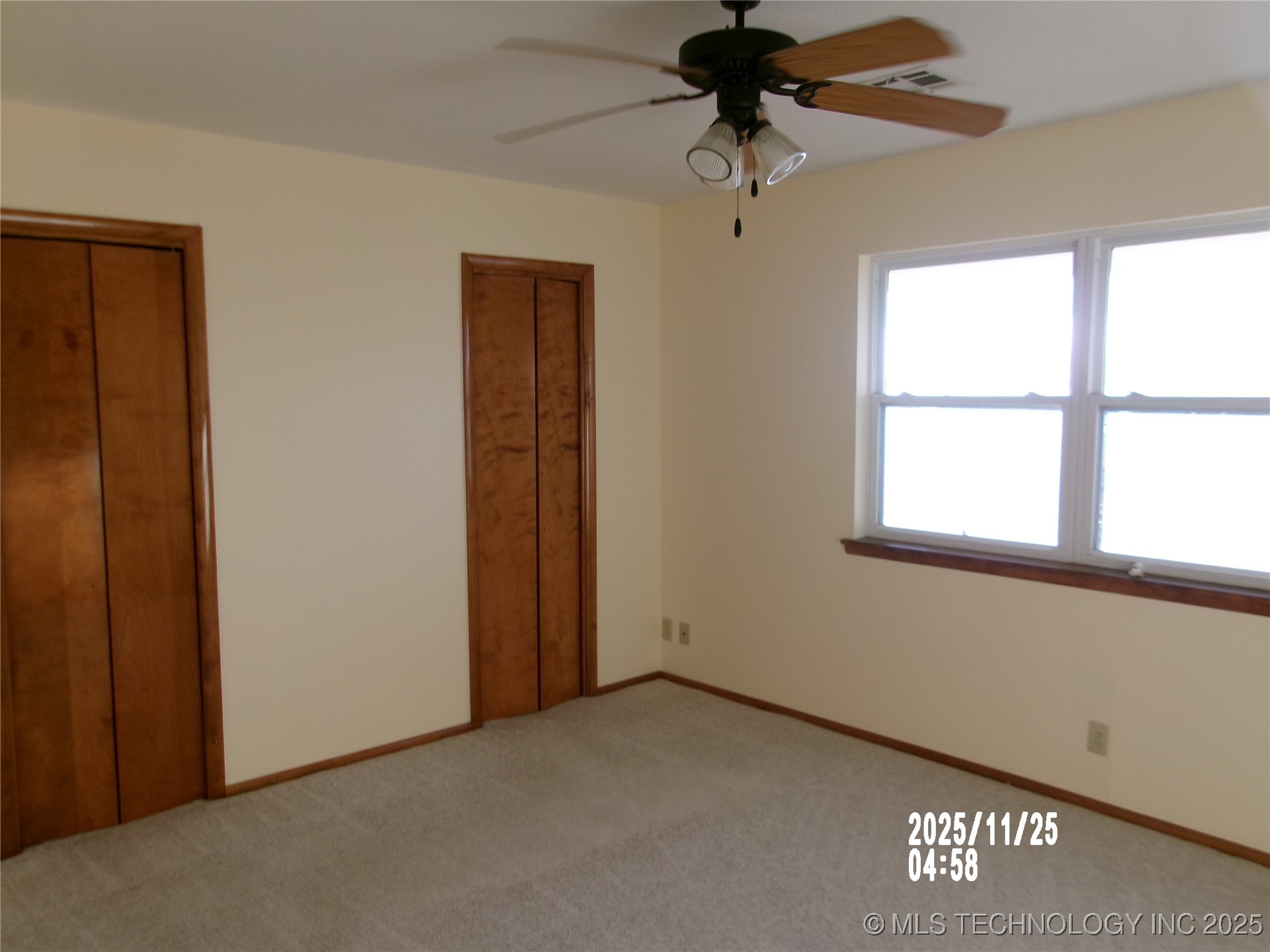 2130 N Osage Avenue Property Photo 20