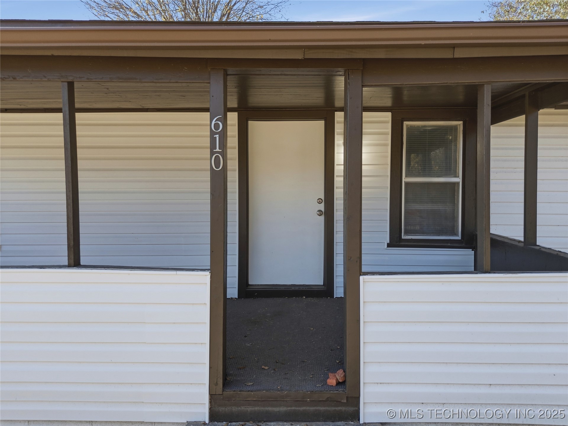 610 N Grant Avenue Property Photo 5