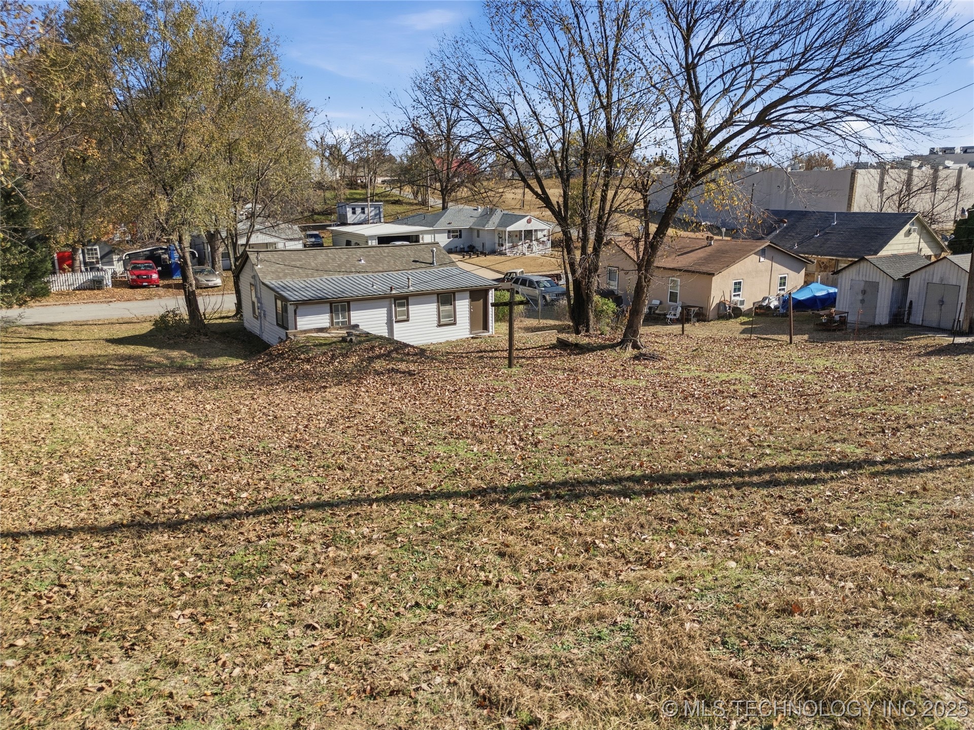 610 N Grant Avenue Property Photo 18