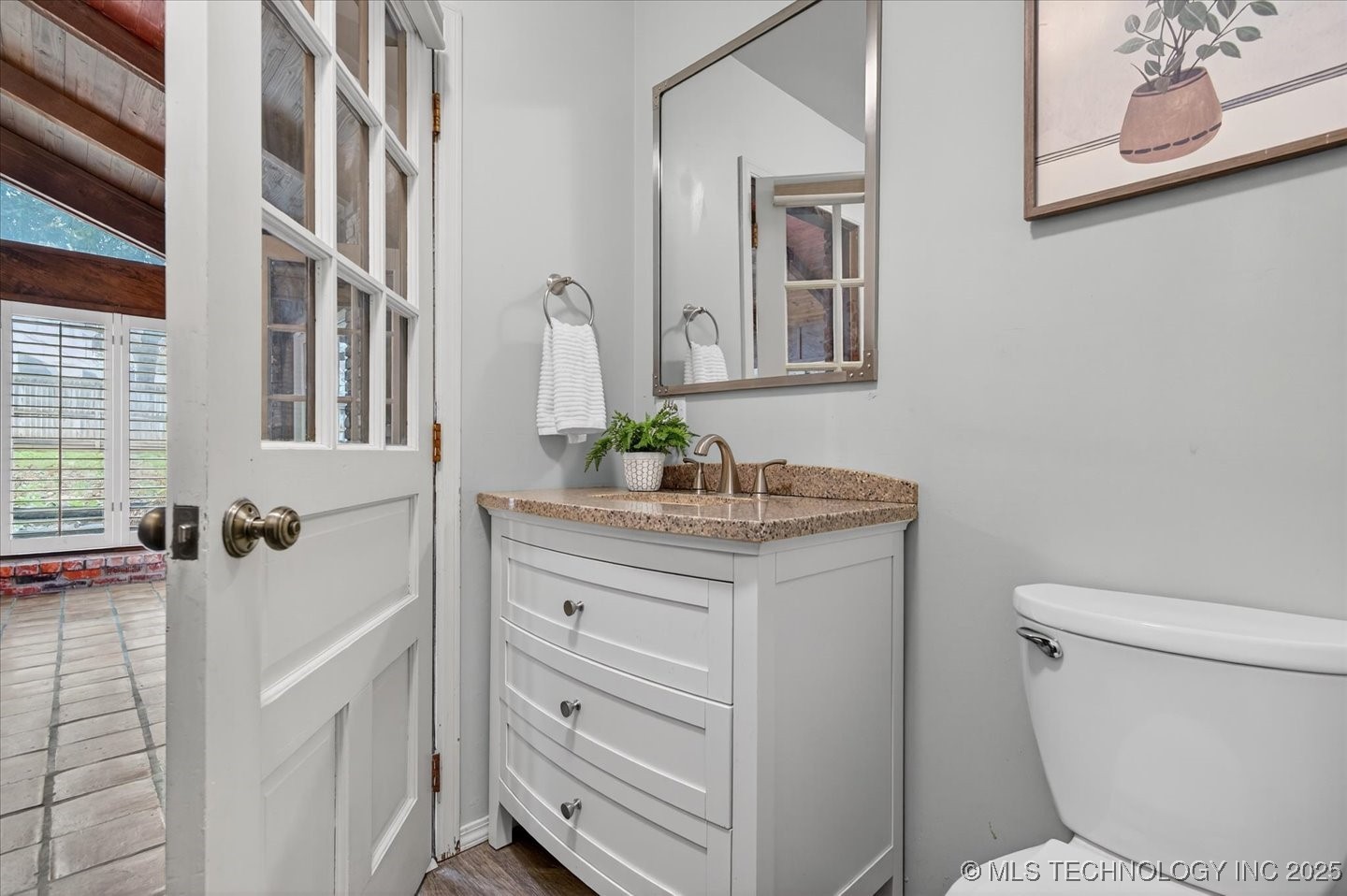 2318 Dorchester Drive Property Photo 34