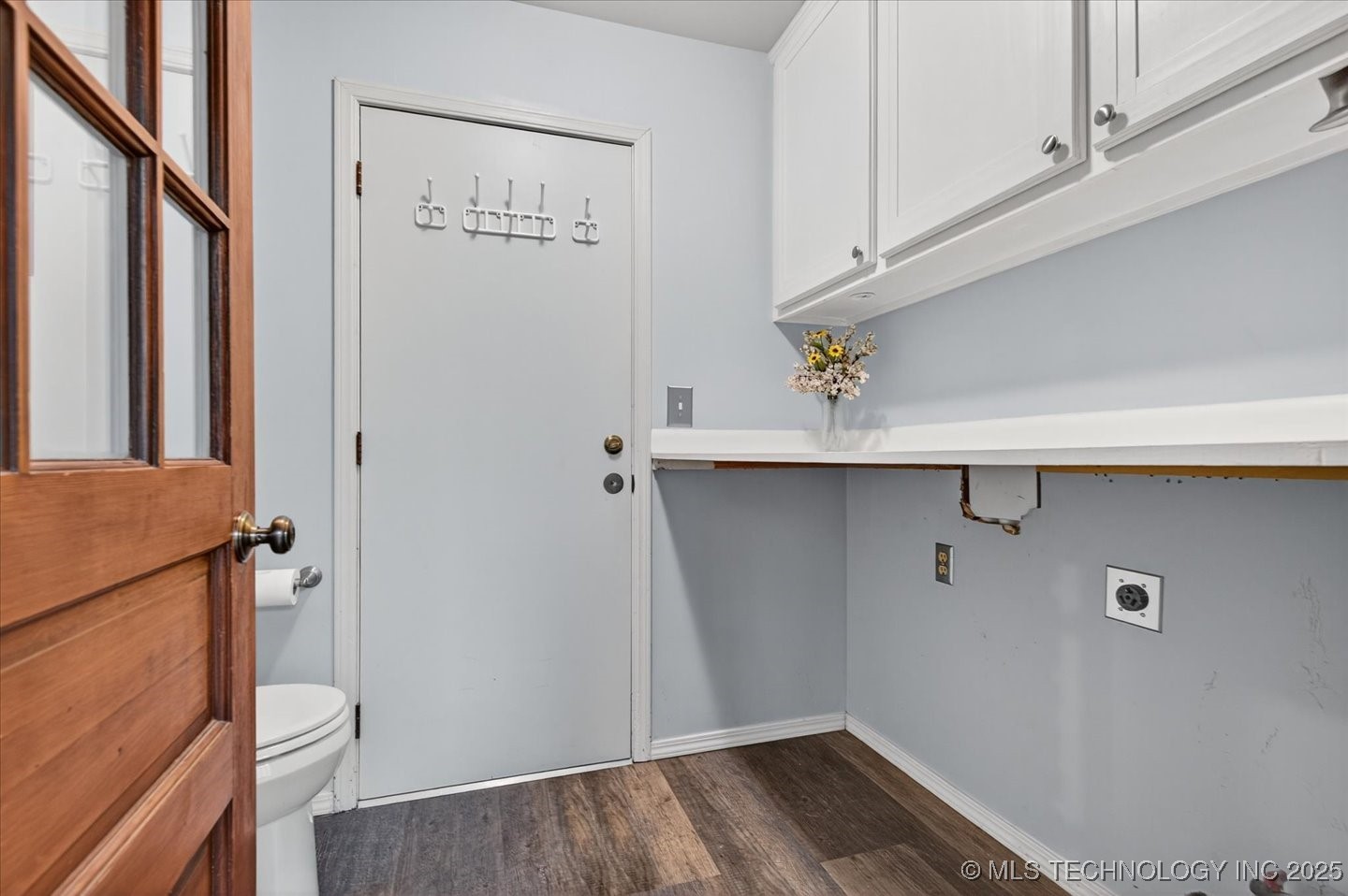 2318 Dorchester Drive Property Photo 35