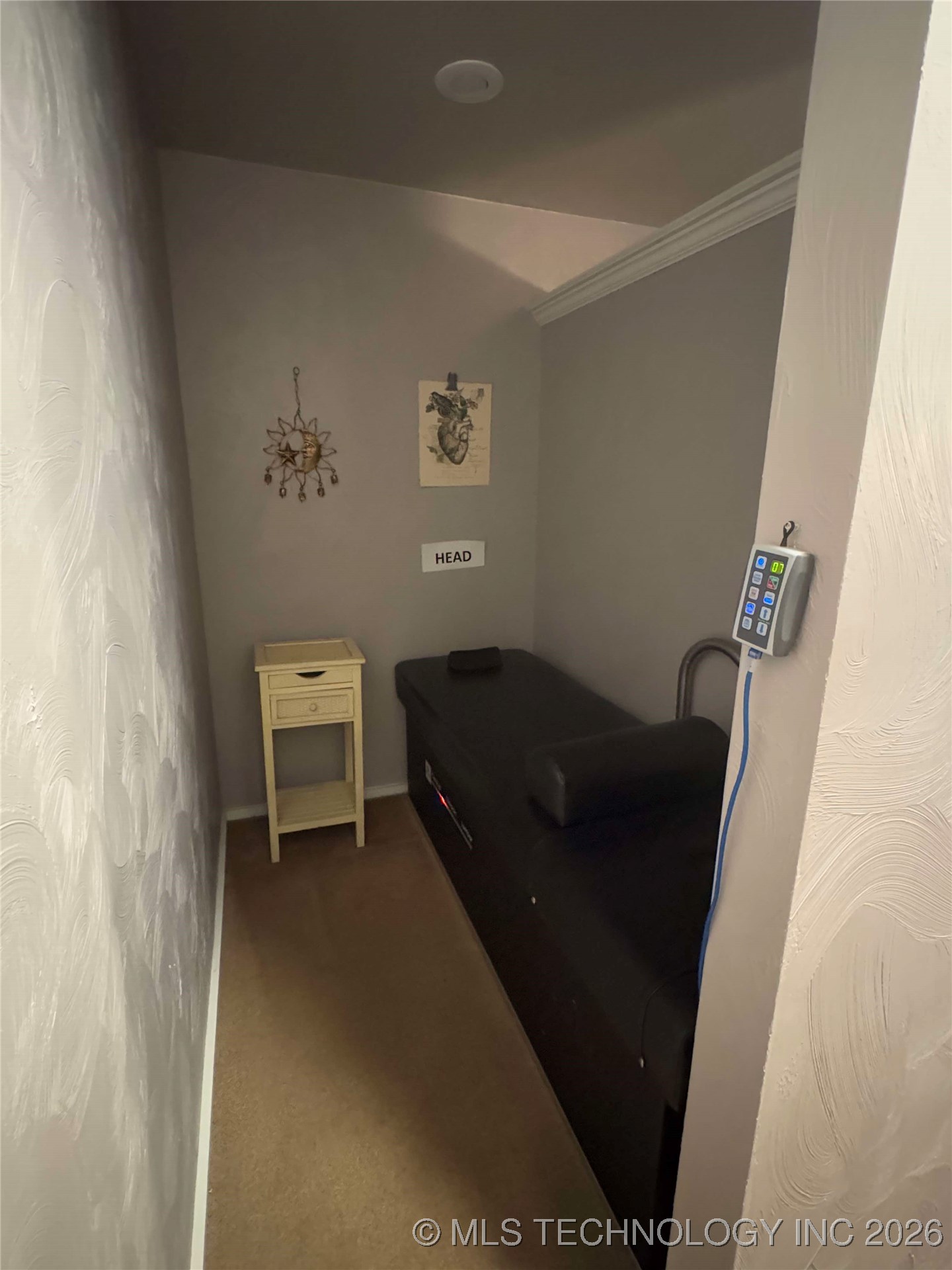 1203 W Broadway Property Photo 20